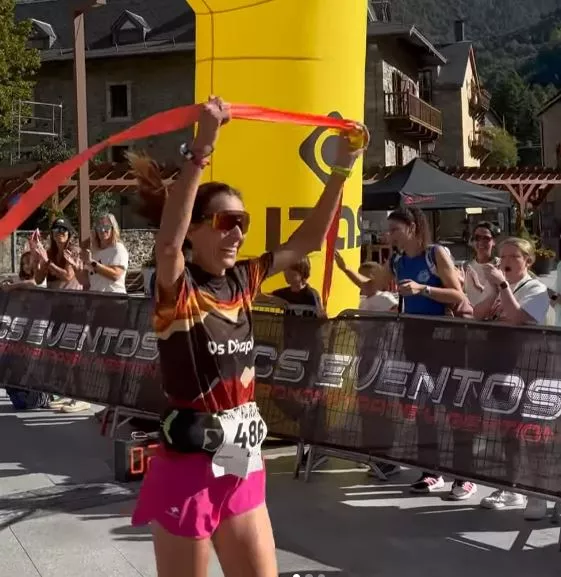 Trail Villa de Sallent. Elisa Martín entra en meta.