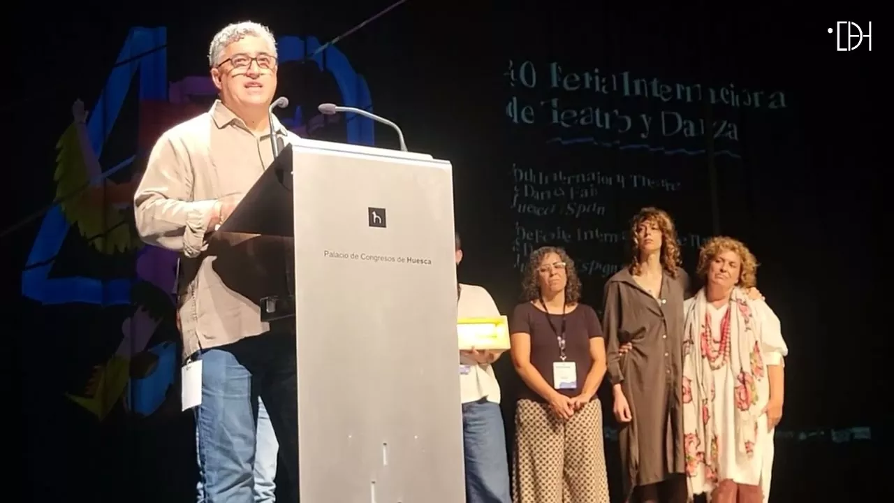 COFAE recibe el Premio Javier Brun en la 40ª Feria de Teatro de Huesca