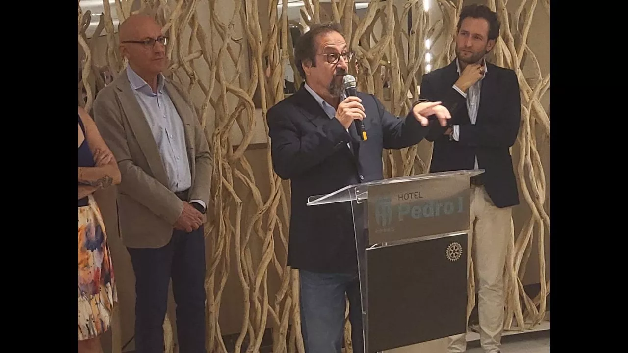 El Vino Solidario de Enate para el Rotary Club de Huesca llega con aroma de grandes cambios