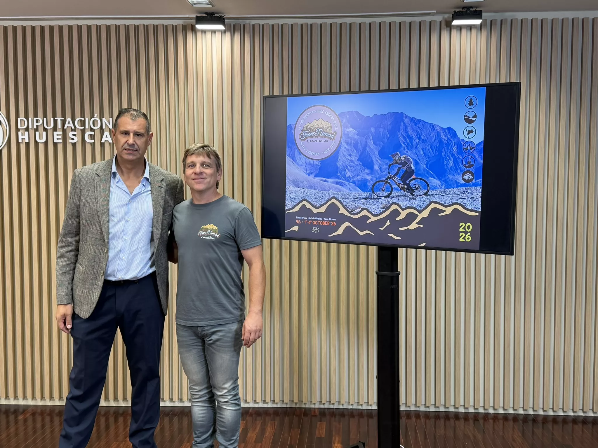 Sergio Serra y Javier García en la presentación de la Trans-Nomad 2026. Foto: Adri Mora