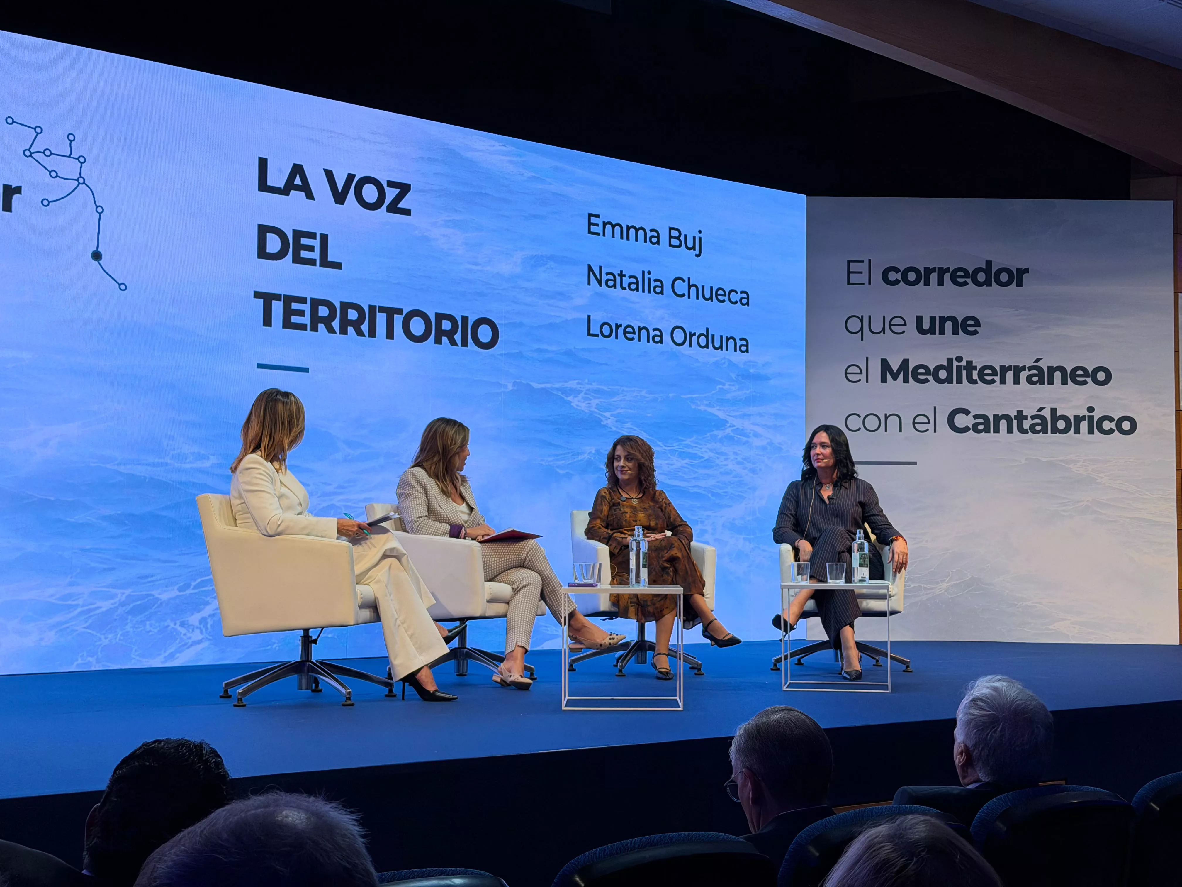 Lorena Orduna, Natalia Chueca y Emma Buj en Teruel en el encuentro sobre el Corredor Cantábrico Mediterráneo