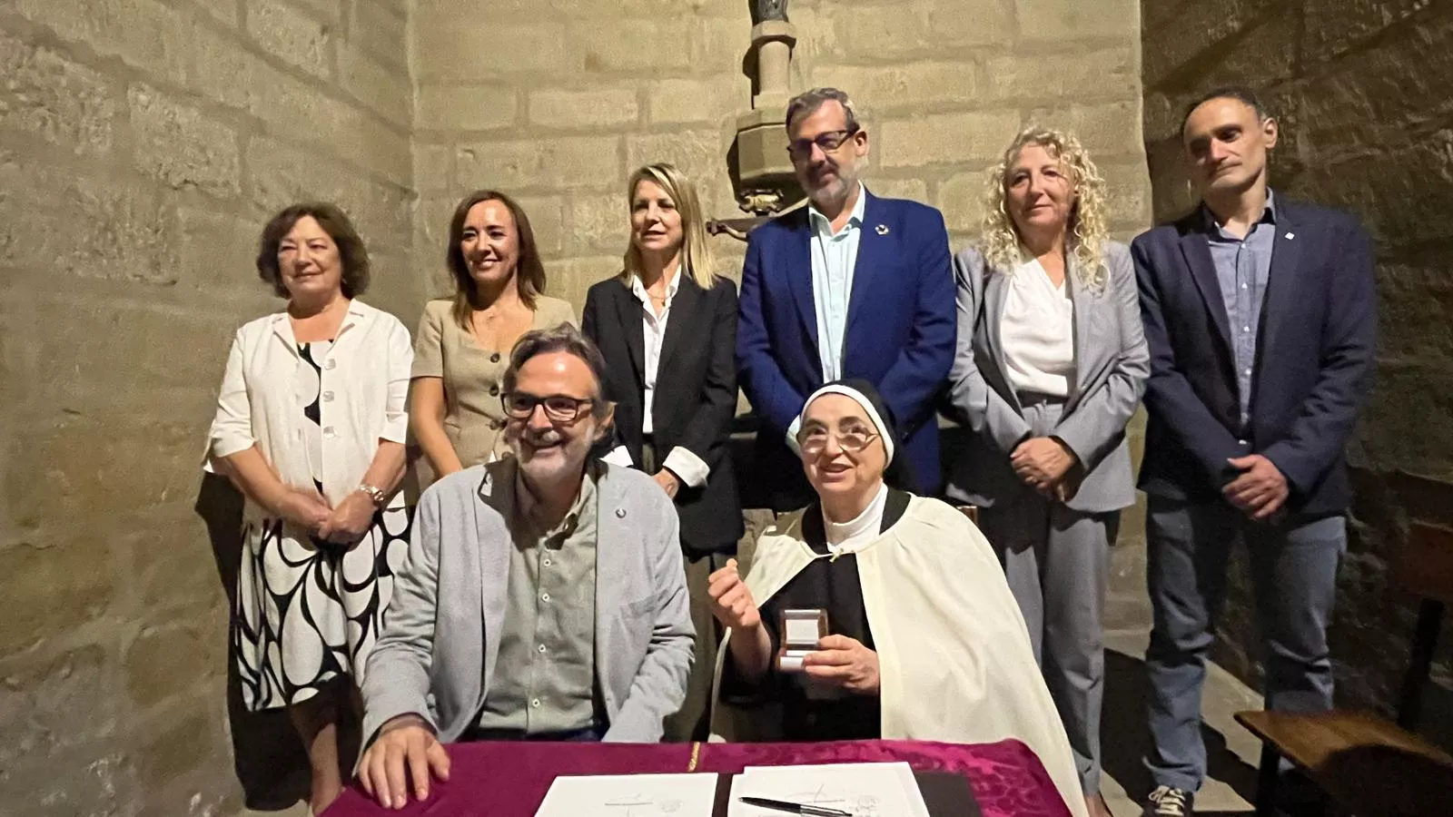 Entrega del céntimo por parte del Ayuntamiento a la Congregación de la Encarnación de las Carmelitas Calzadas. Foto Mercedes Manterola