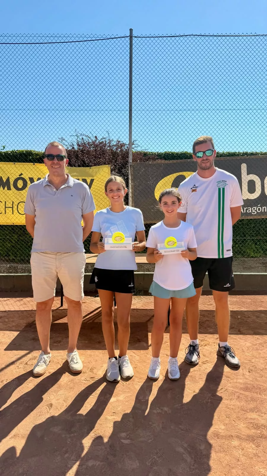 Fran Artero, Mara Carrera, Blanca Mateos y Pablo Camarón, premados del CT Osca