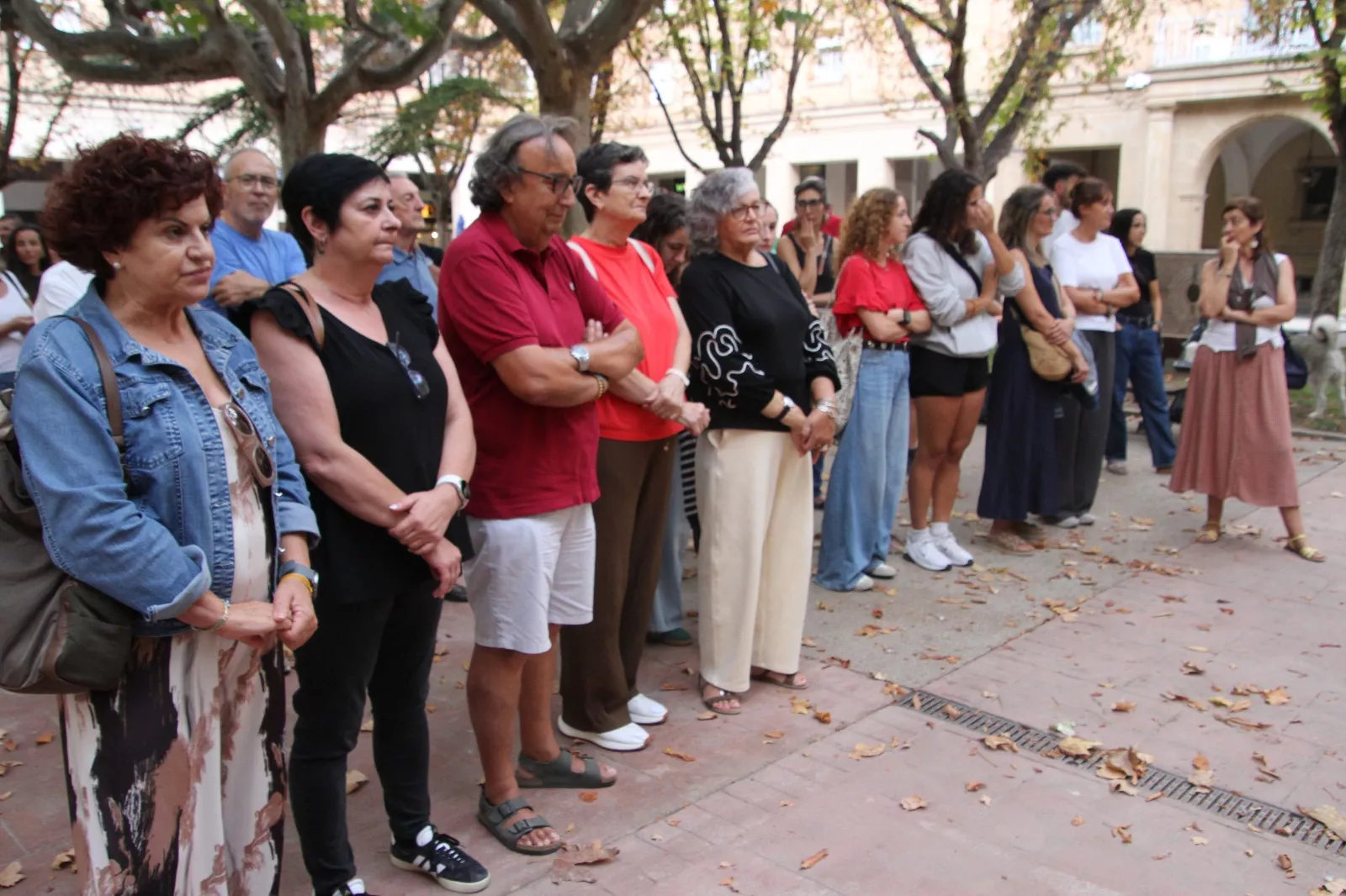 Concentración en Huesca por el derecho a la vivienda. Foto Carlos Neofato