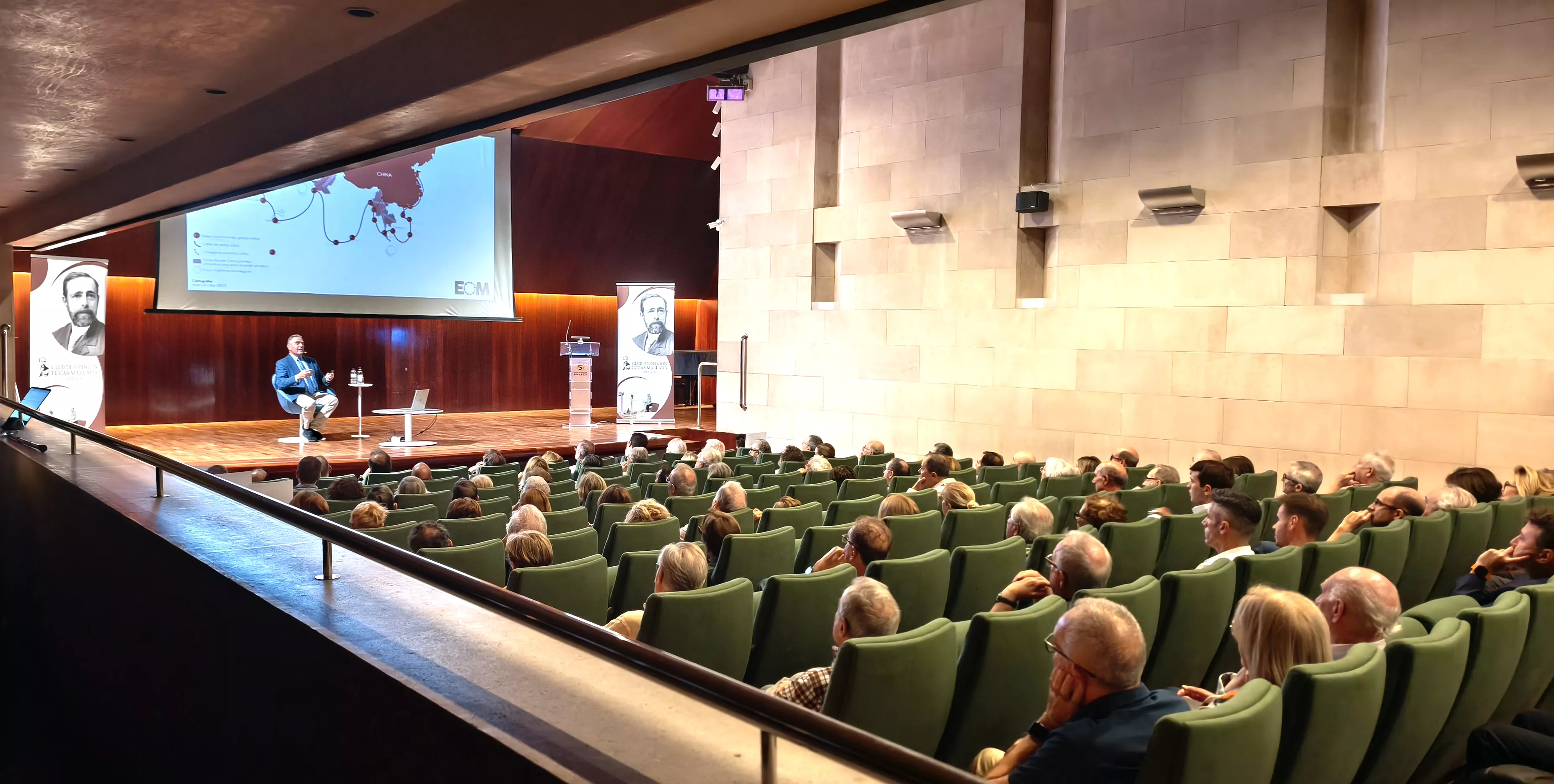 Conferencia de Francisco Gan Pampols en Huesca.