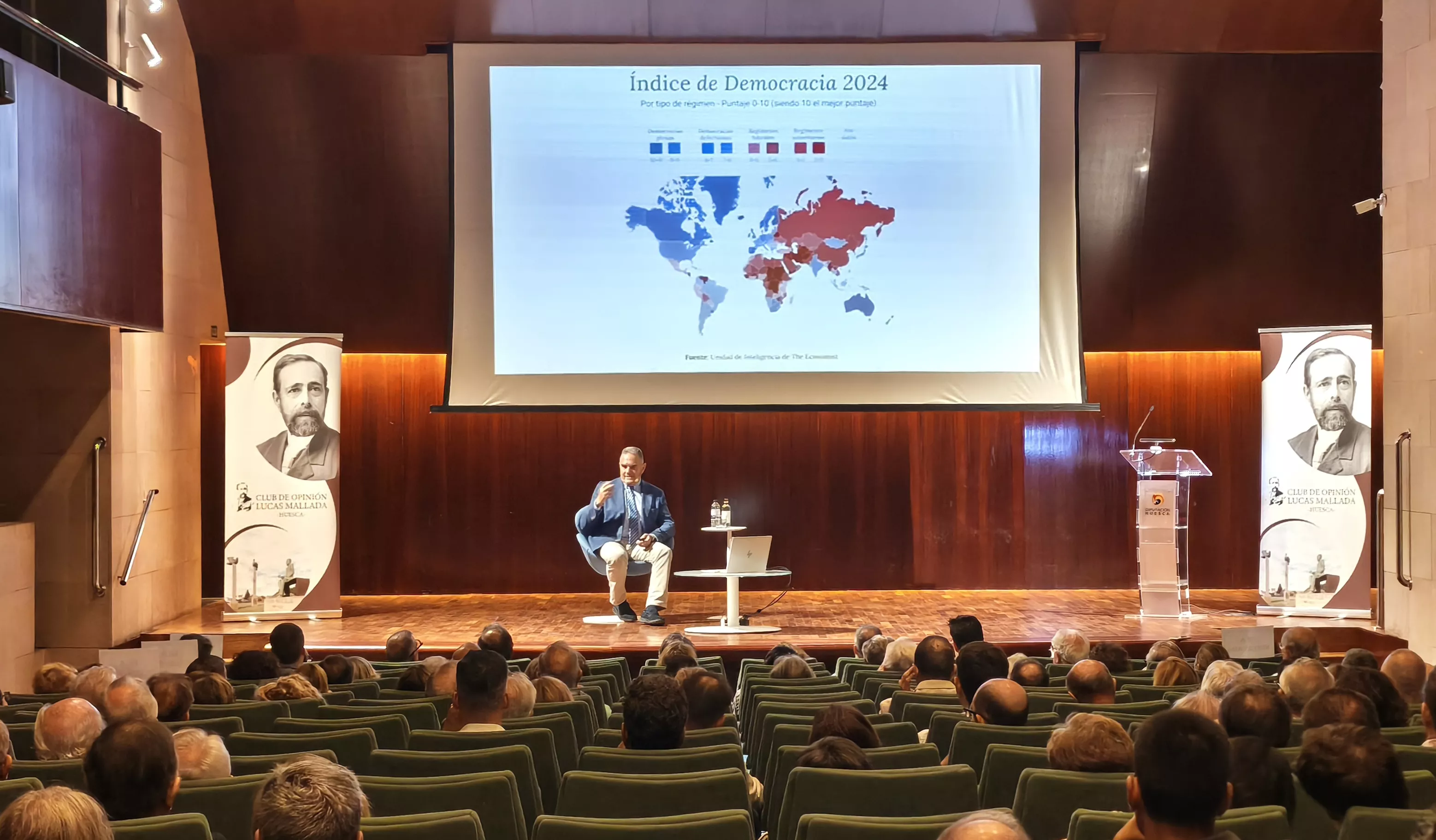 Conferencia de Francisco Gan Pampols en Huesca.