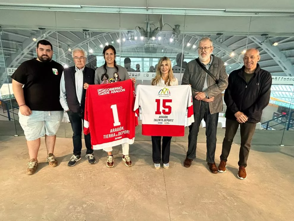 La vicepresidenta y la directora general de Deportes se ha reunido con la directiva del Club Hielo Jaca