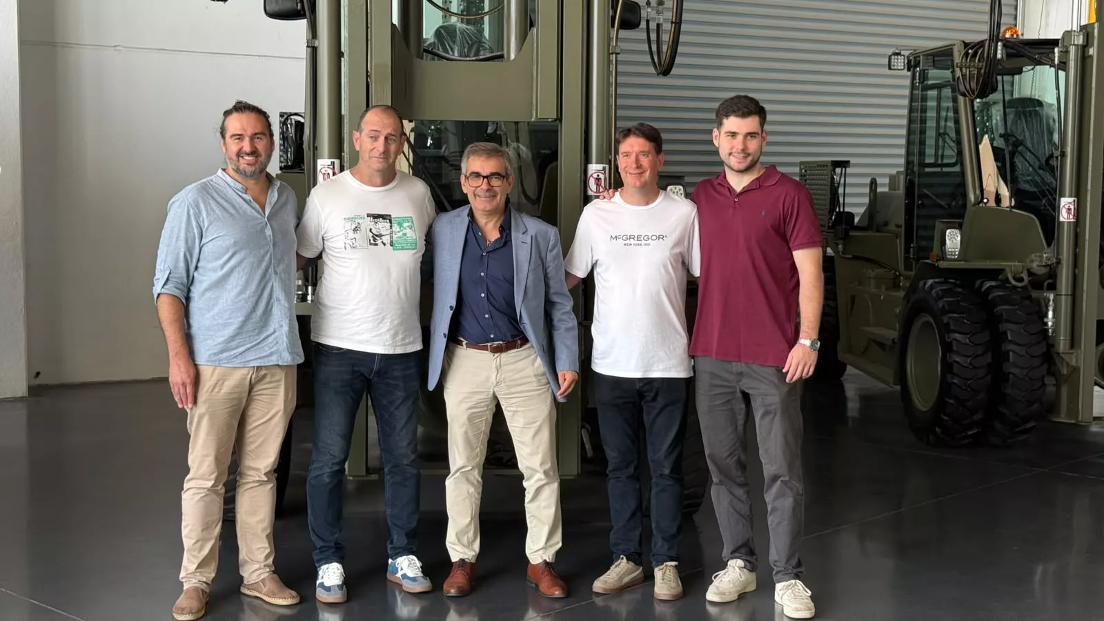 Néstor Oliva, José Francisco Nolasco, Roberto Garzo, Javier Santamaría y Nicolás García en Gaypu en la previa del Bada-Anaitasuna