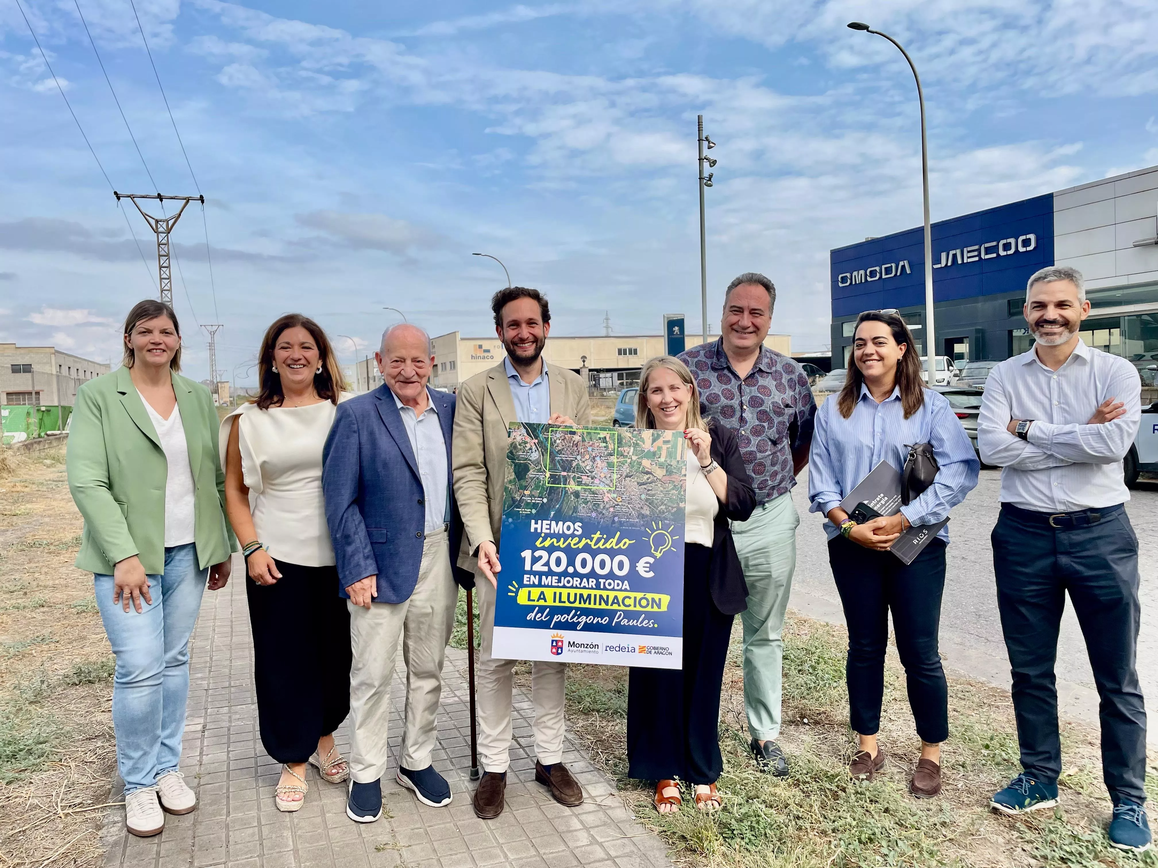 El polígono Paúles de Monzón renueva su alumbrado con 215 luminarias y reduce un 56 % el consumo.