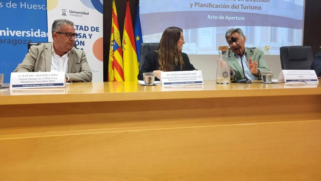Rafael Grande, Leticia Fuertes y Ricardo Oliván Rafael Grande, Leticia Fuertes y Ricardo Oliván