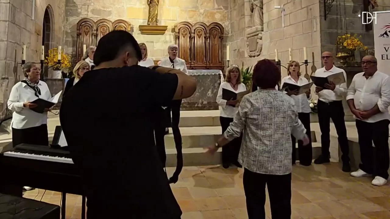 Coro de la Universidad Ciudadana de Huesca.