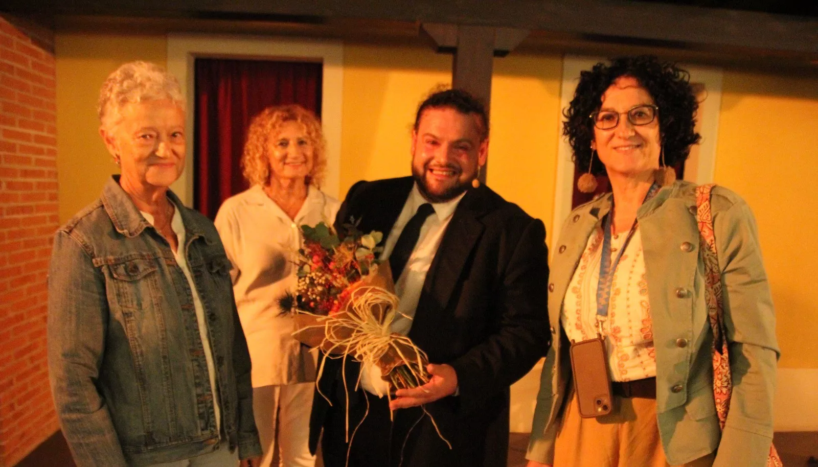 Reestreno de 'Entre dos amores' en el Corral de Comedias de Robres. Foto Carlos Neofato