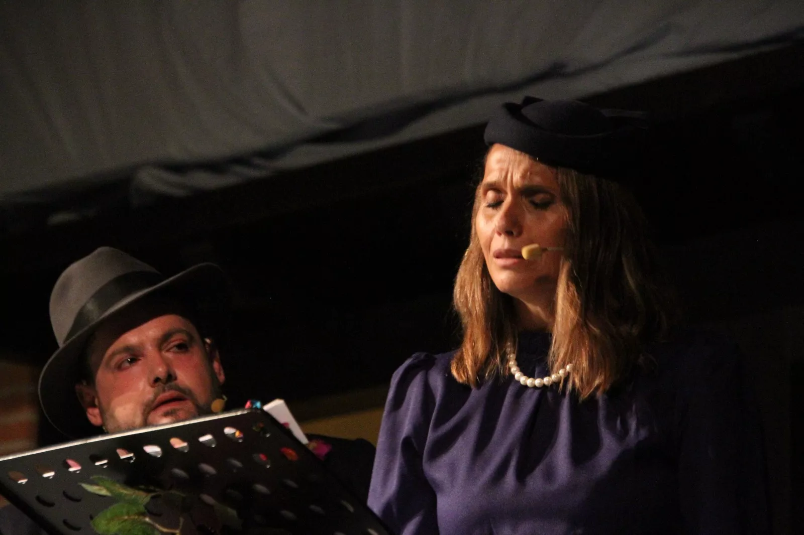 Reestreno de 'Entre dos amores' en el Corral de Comedias de Robres. Foto Carlos Neofato