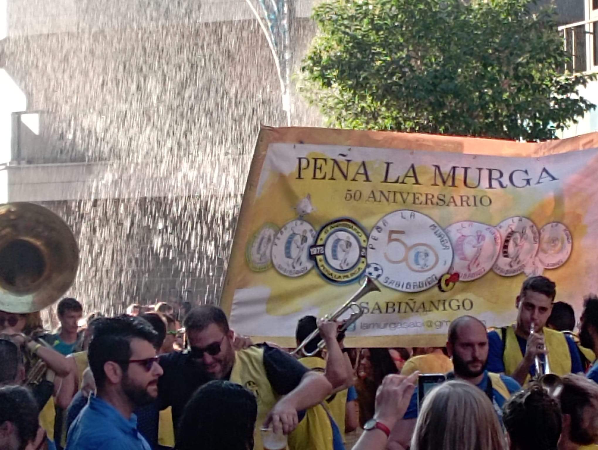 Desfile de las fiestas de Sabiñánigo