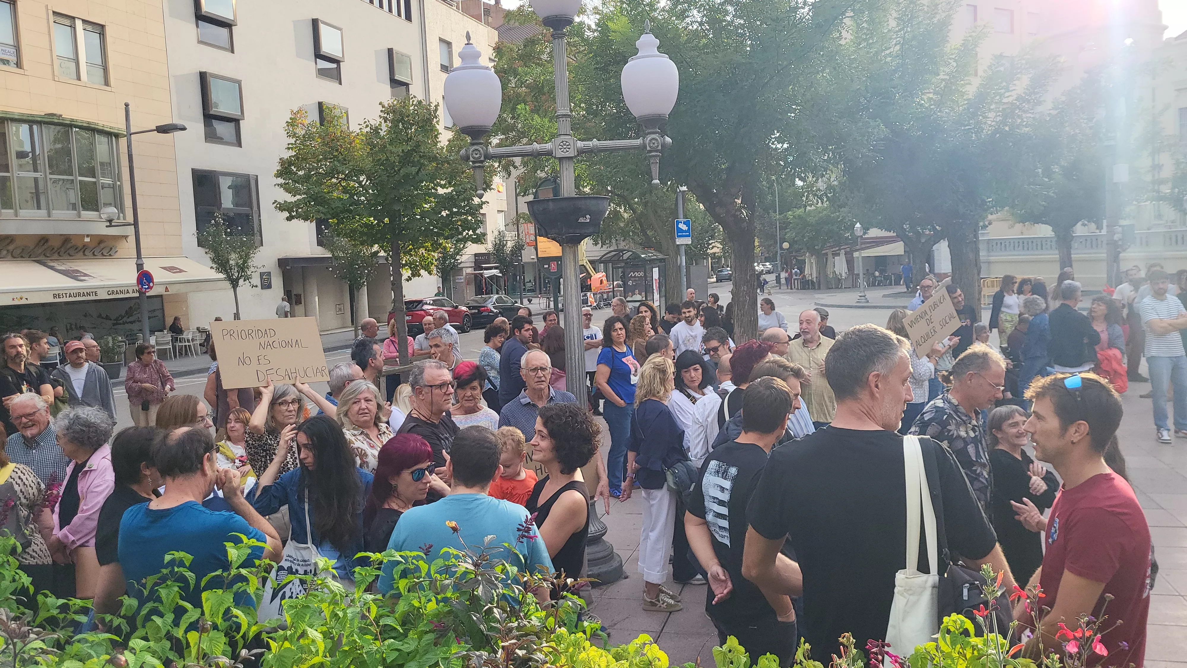 Protesta por la vivienda en Huesca. Foto Mercedes Manterola