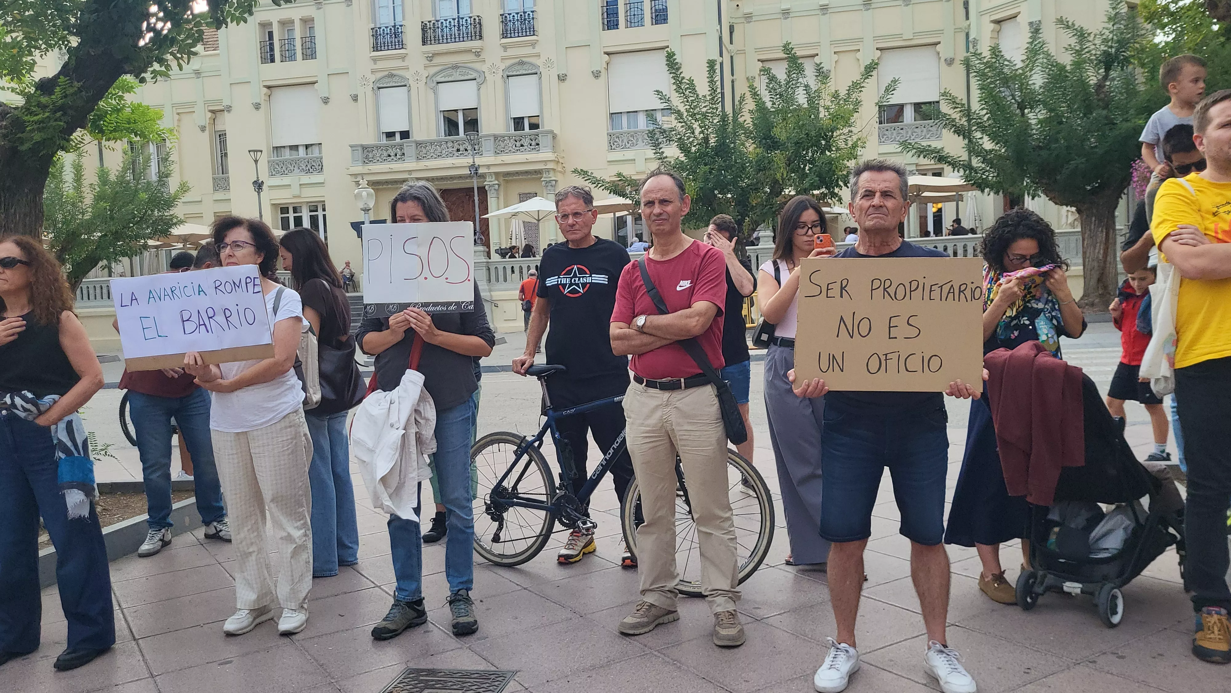 Protesta por la vivienda en Huesca. Foto Mercedes Manterola