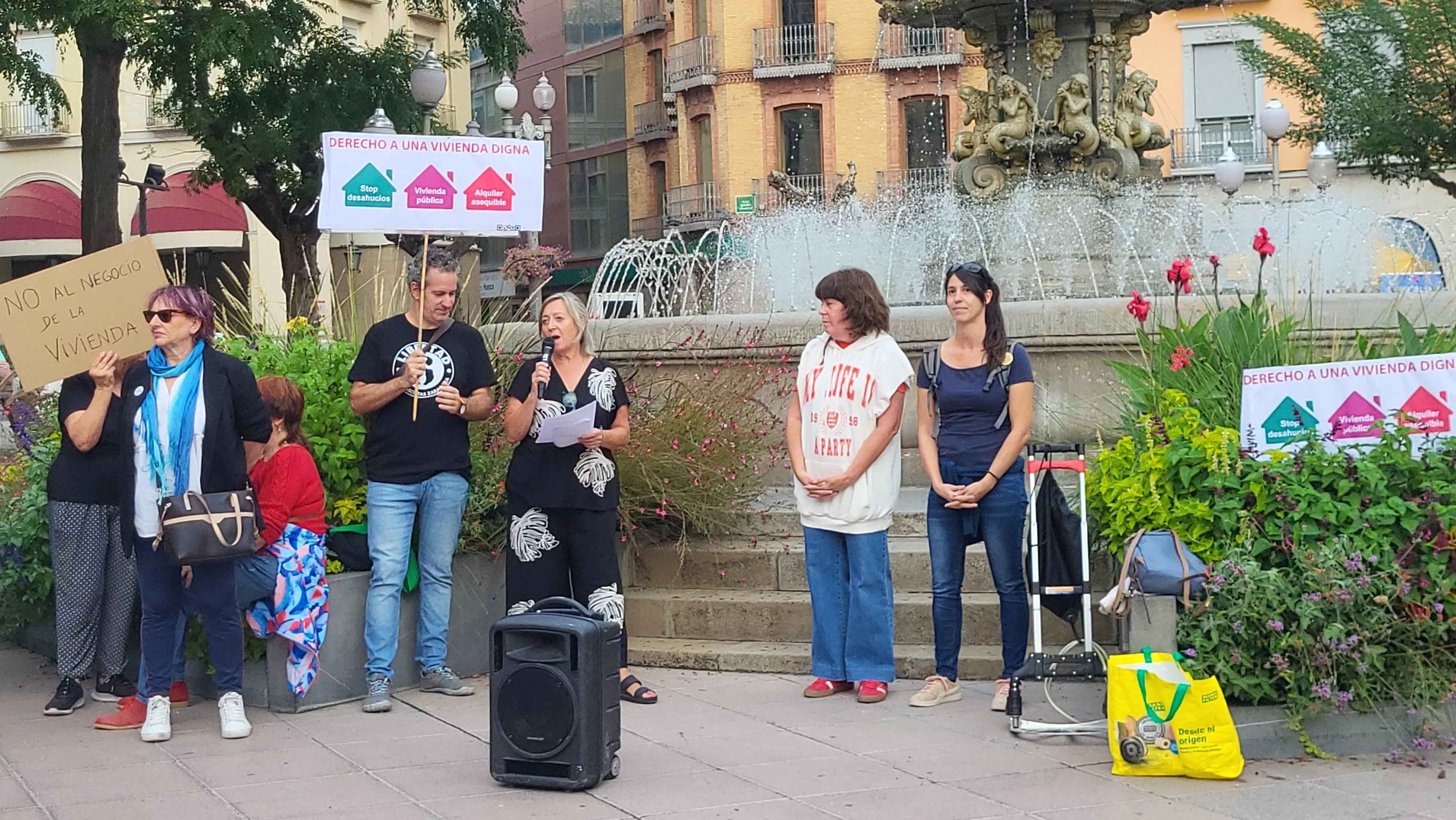 Protesta por la vivienda en Huesca. Foto Mercedes Manterola