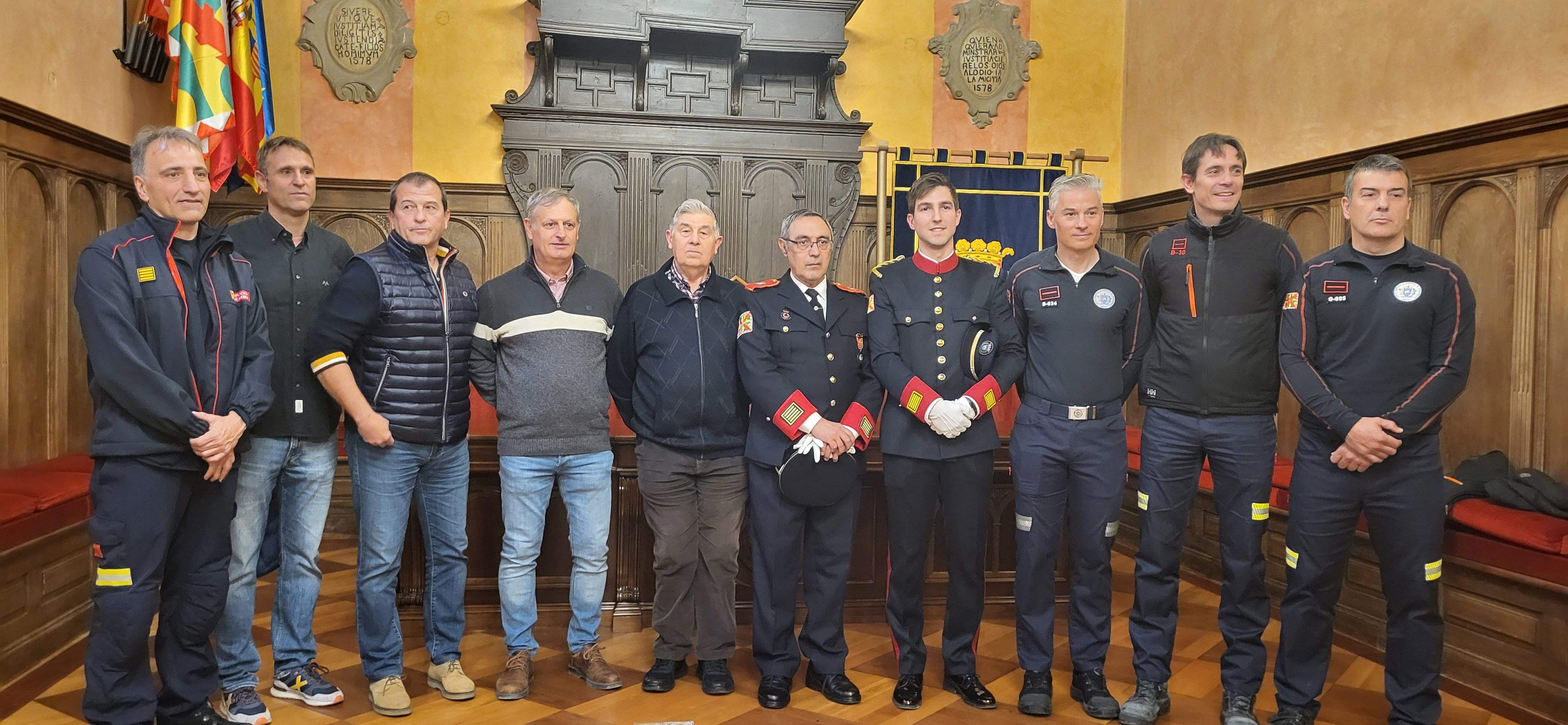 Homenaje al bombero Jacobo Morlán en el Ayuntamiento de Huesca. Foto: Mercedes Manterola