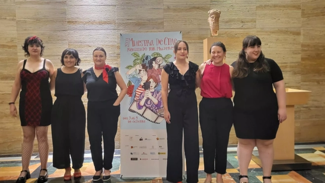 Voluntarias de los grupos de teatro de Ithec. Foto Mercedes Manterola Voluntarias de los grupos de teatro de Ithec. Foto Mercedes Manterola