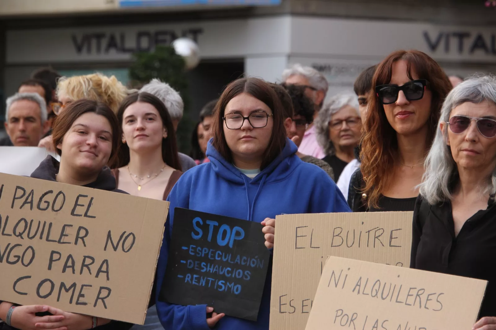 Protesta por la vivienda en Huesca. Foto Carlos Neofato