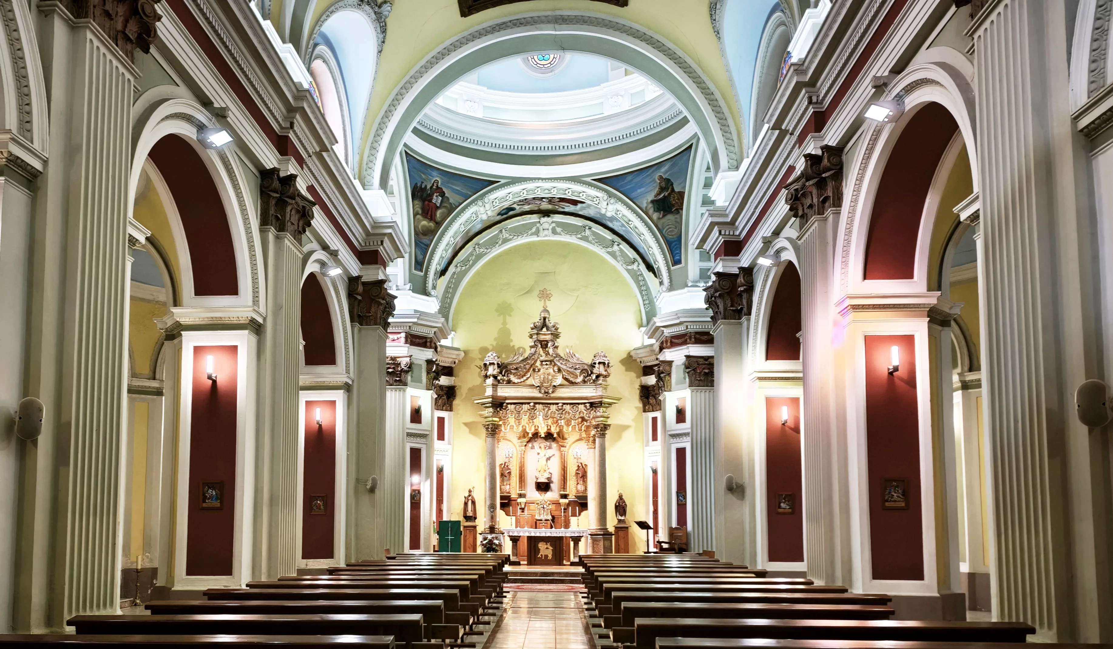 Iglesia parroquial de Robres. Foto María José Sampietro Brosed