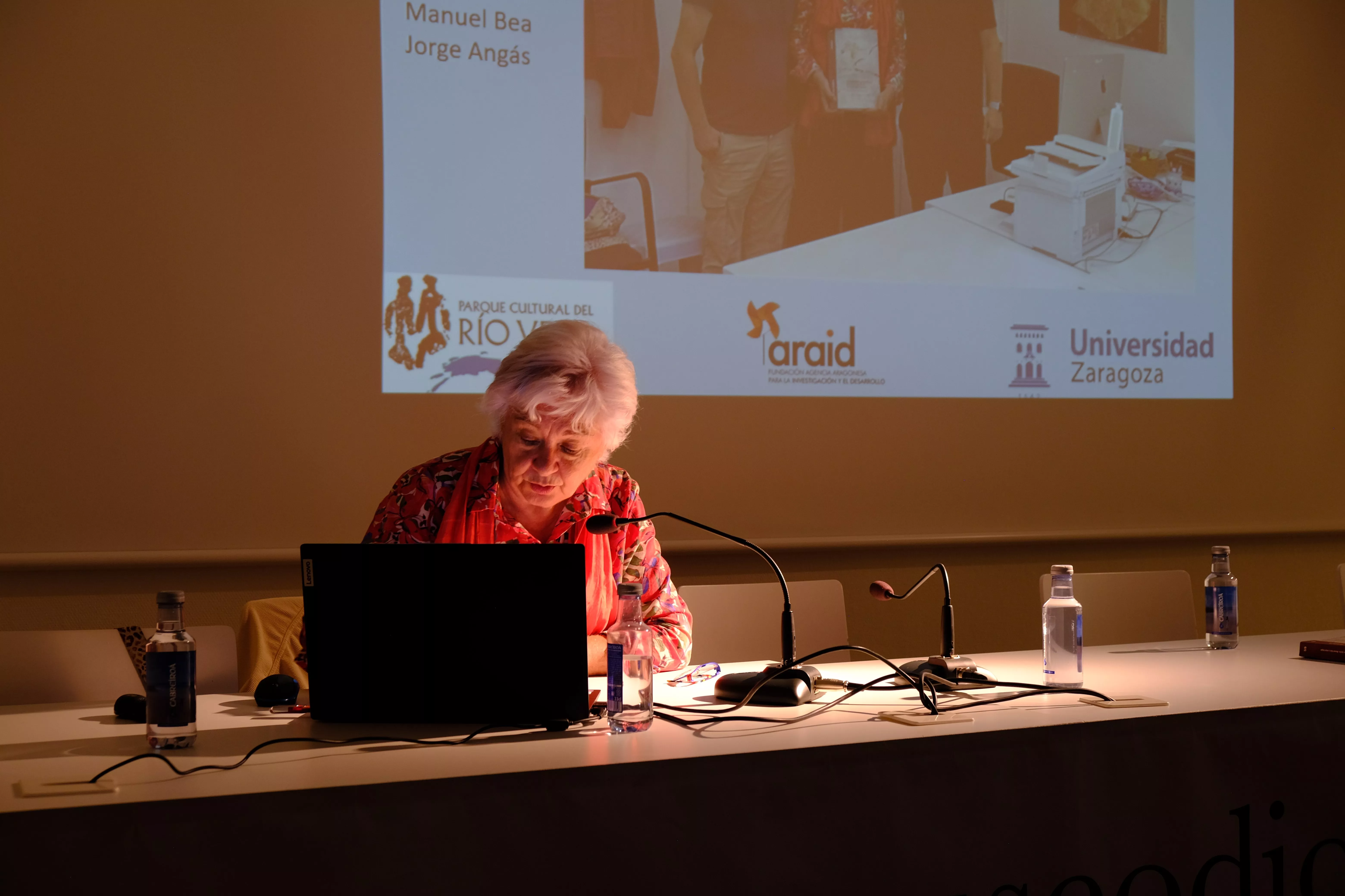 La historiadora Pilar Utrilla fue la encargada de presentar el acto.