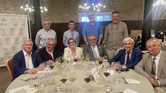 Mesa presidencial de la celebración del Colegio de Veterinarios de Huesca.
