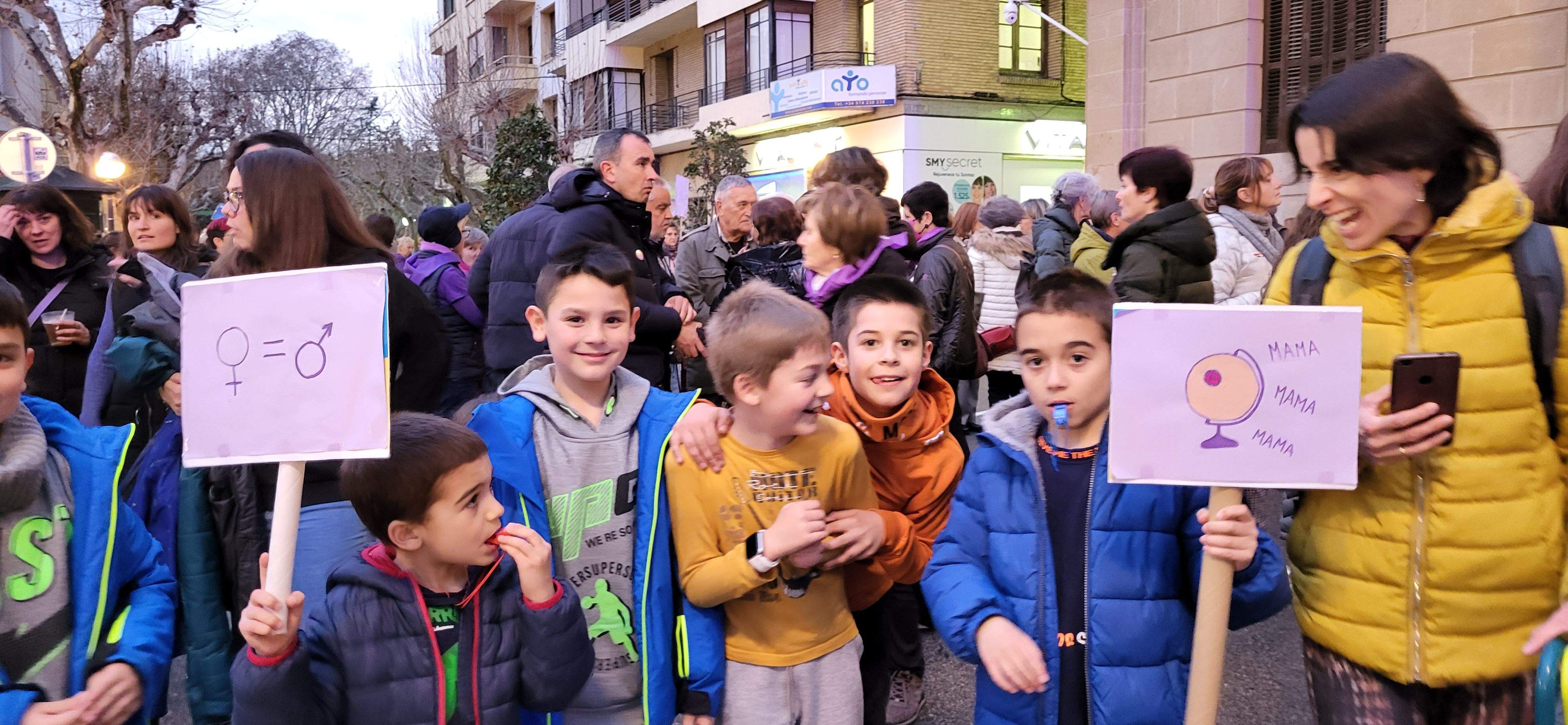 Manifestación por el 8M en Huesca. Foto: Mercedes Manterola