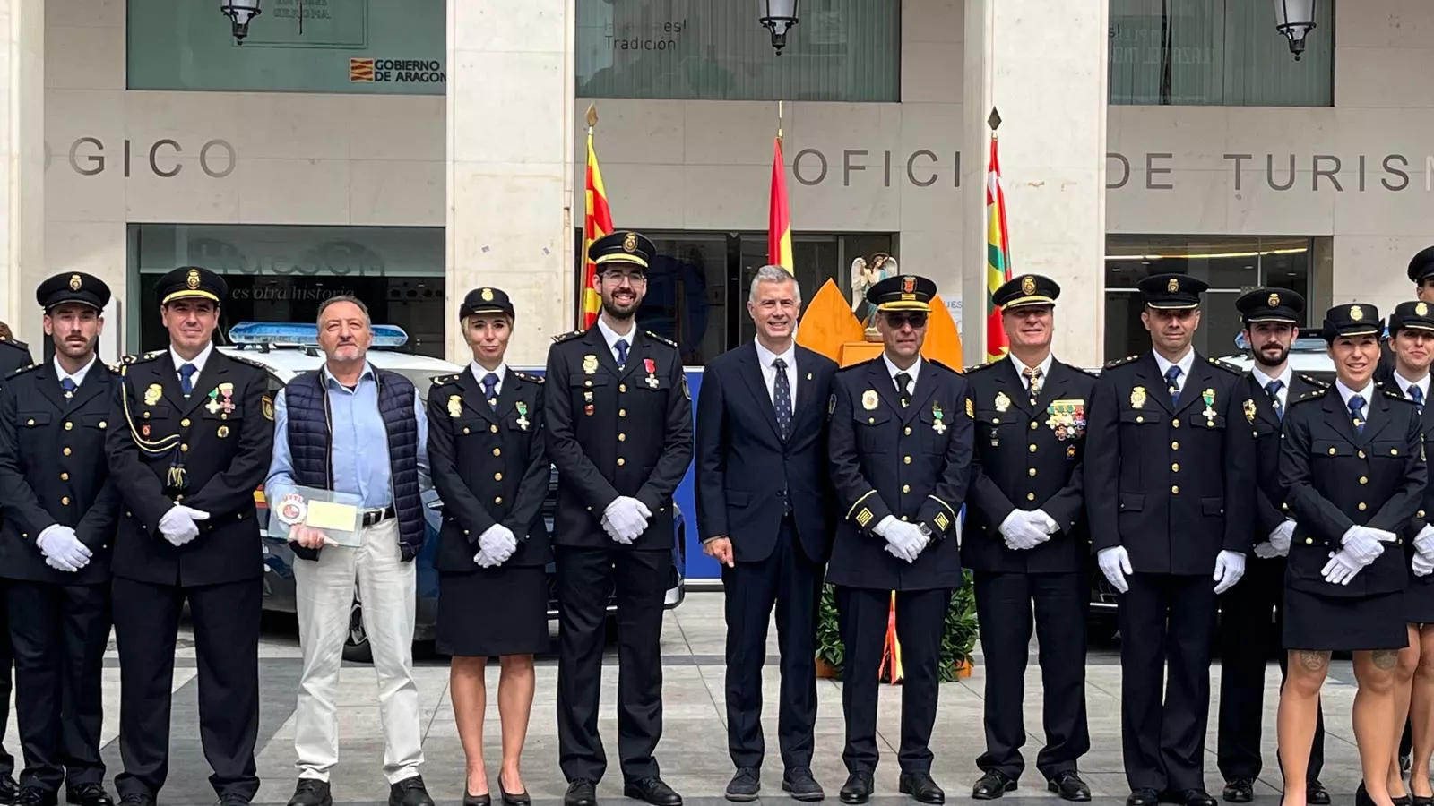 Celebración del Día de la Policía Nacional en Huesca. Foto Mercedes Manterola
