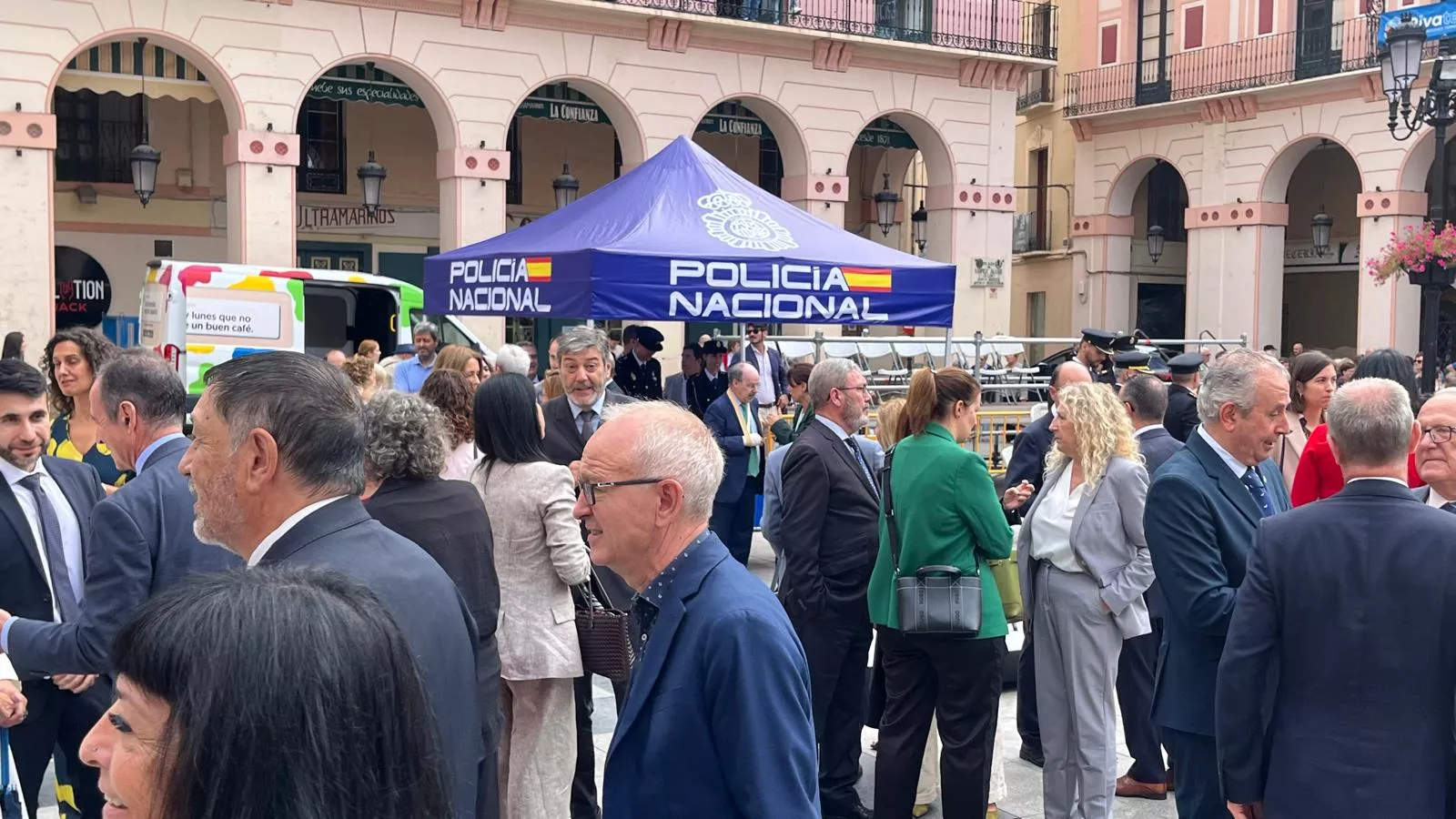 Celebración del Día de la Policía Nacional en Huesca. Foto Mercedes Manterola