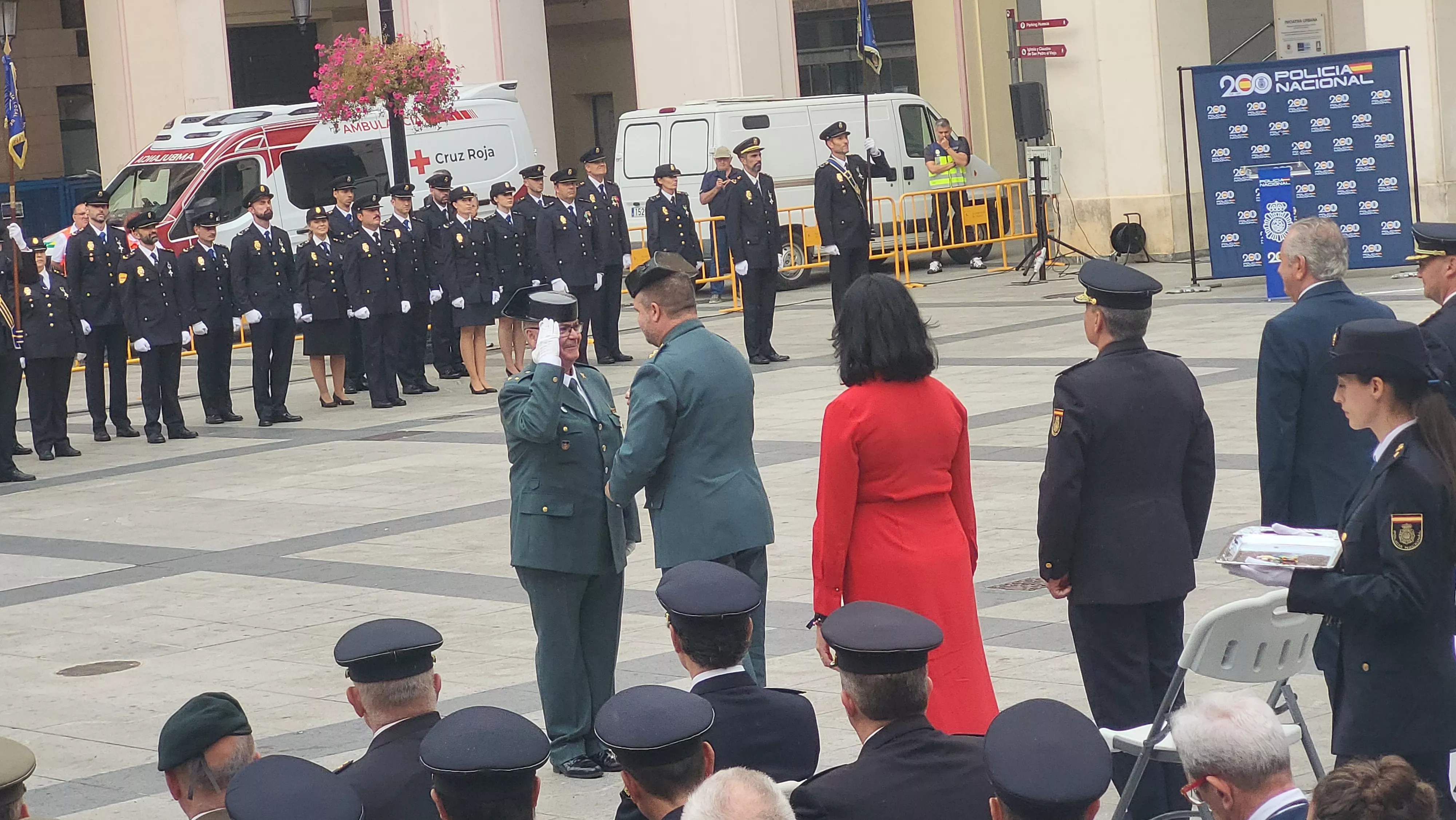 Celebración del Día de la Policía Nacional en Huesca. Foto Mercedes Manterola
