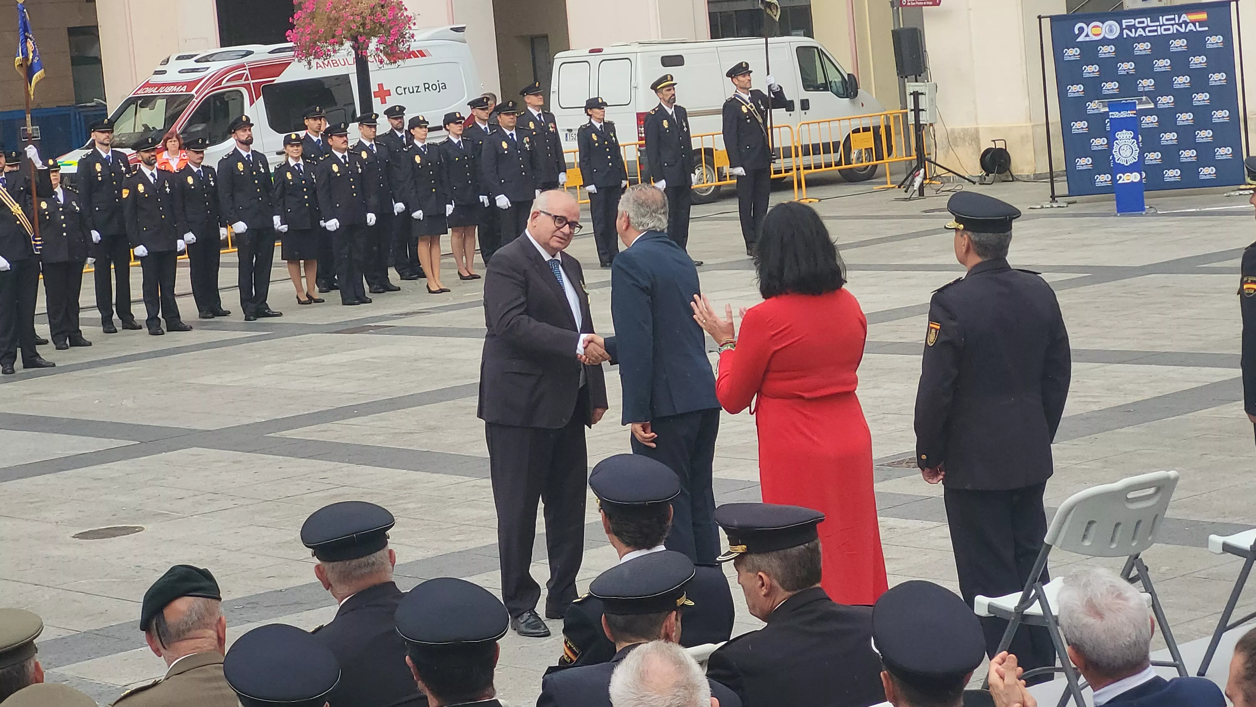 Celebración del Día de la Policía Nacional en Huesca. Foto Mercedes Manterola
