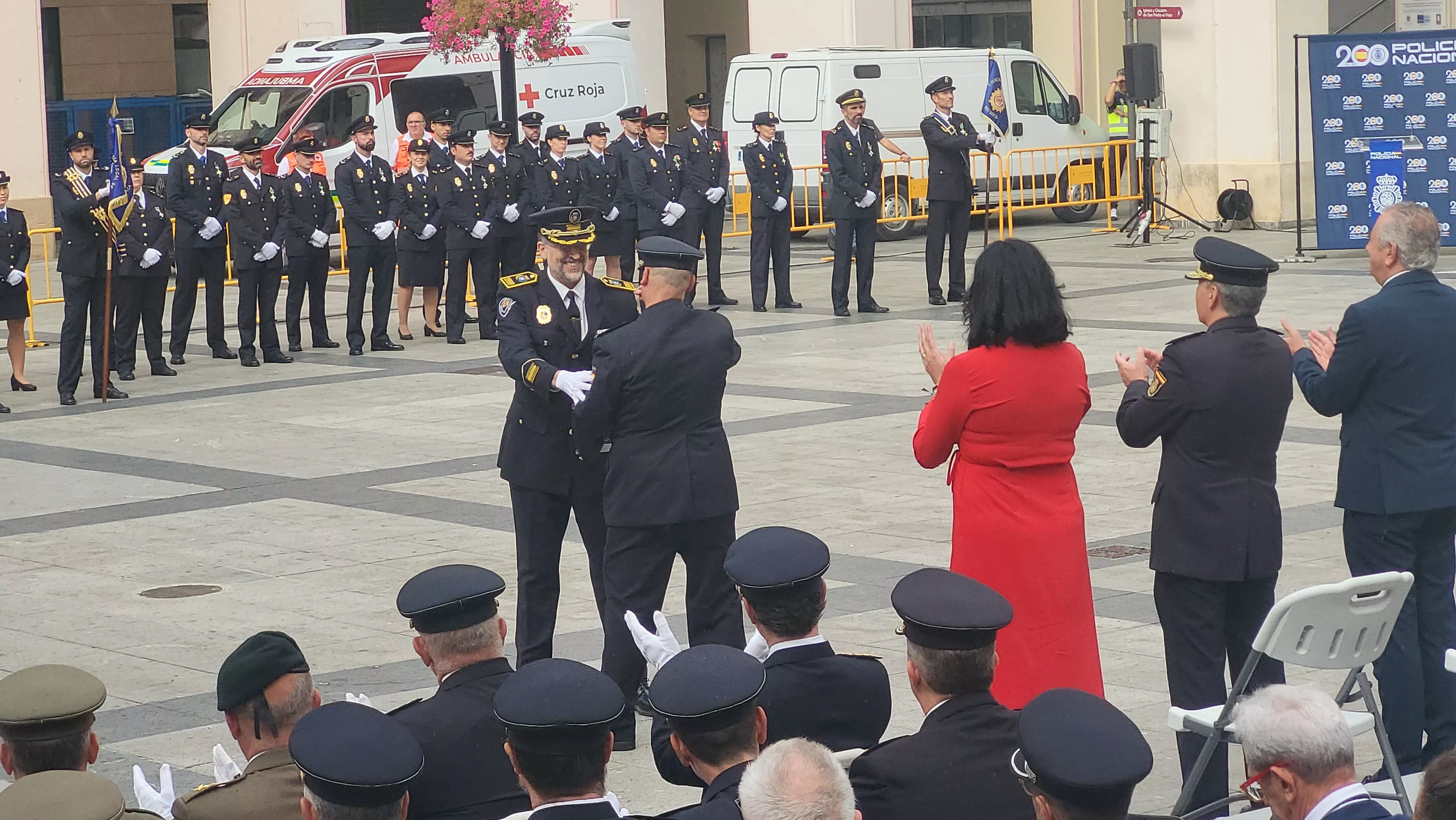 Celebración del Día de la Policía Nacional en Huesca. Foto Mercedes Manterola
