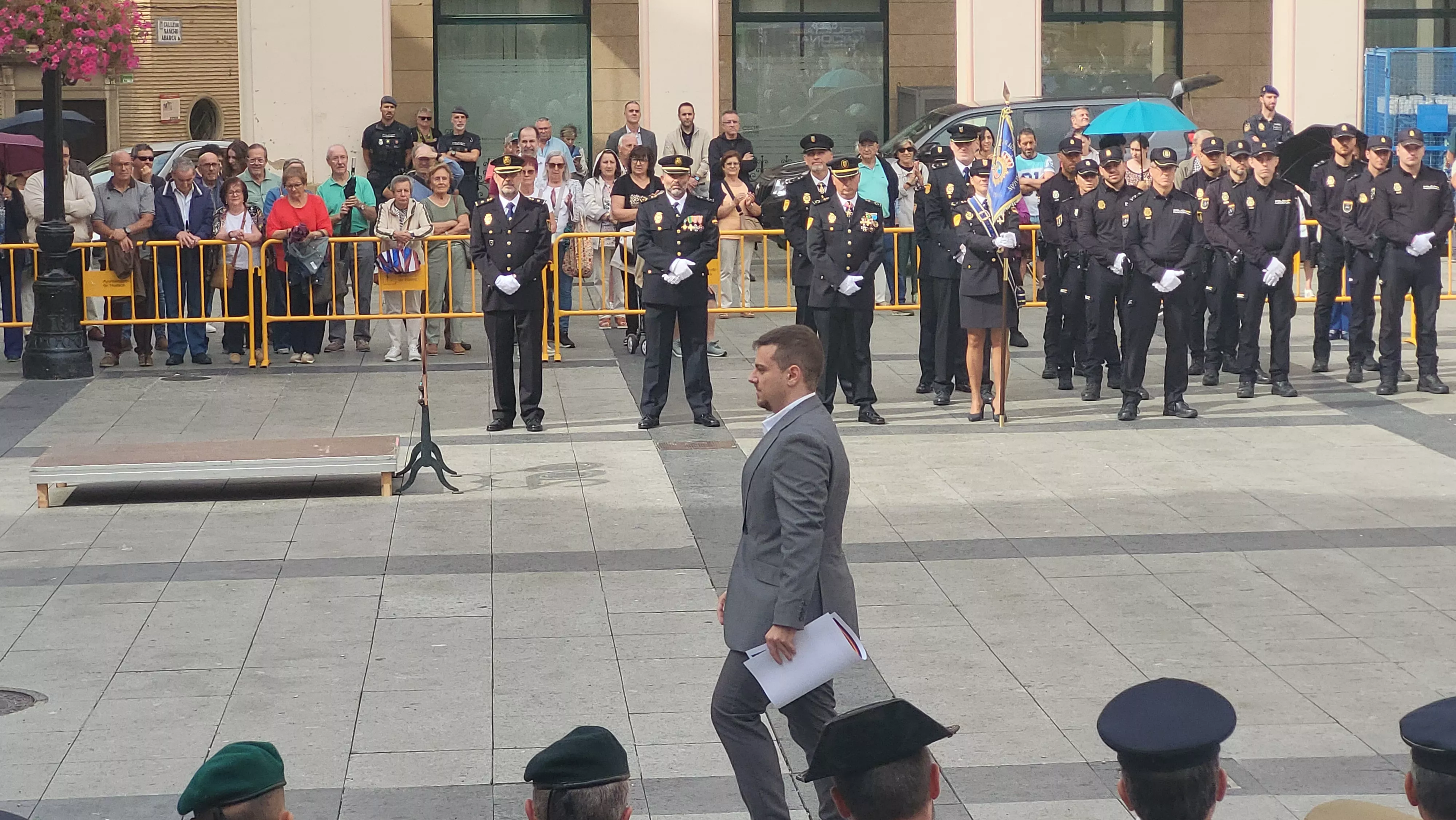 Celebración del Día de la Policía Nacional en Huesca. Foto Mercedes Manterola