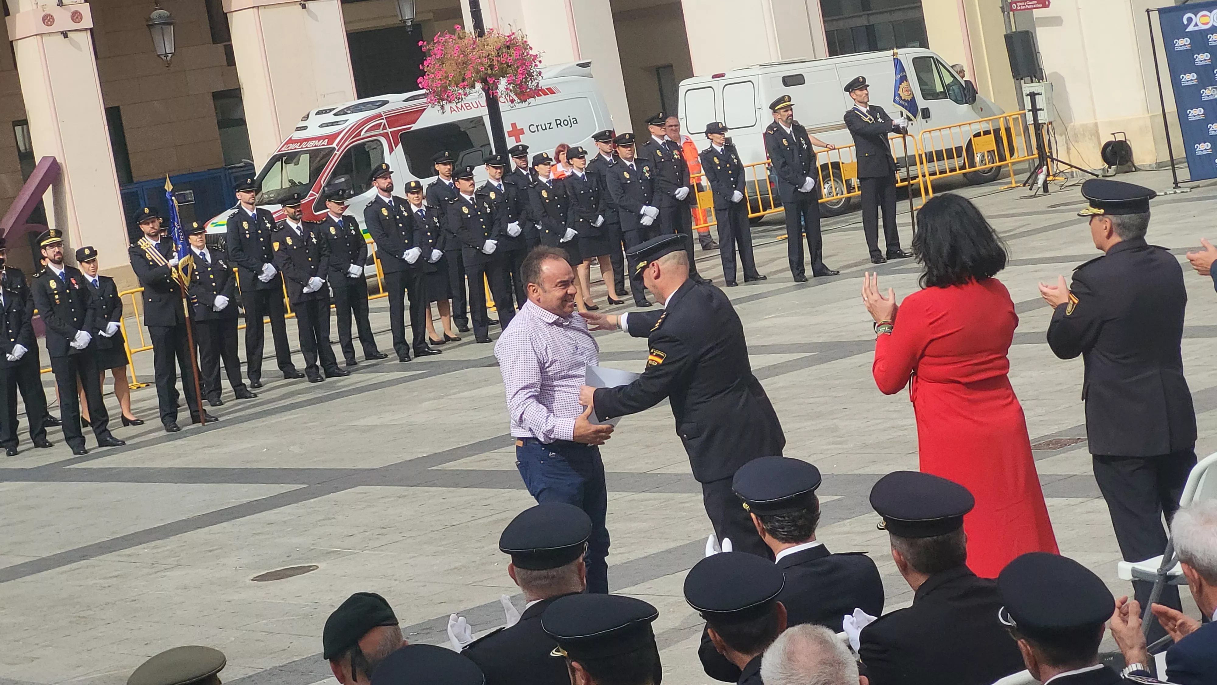Celebración del Día de la Policía Nacional en Huesca. Foto Mercedes Manterola