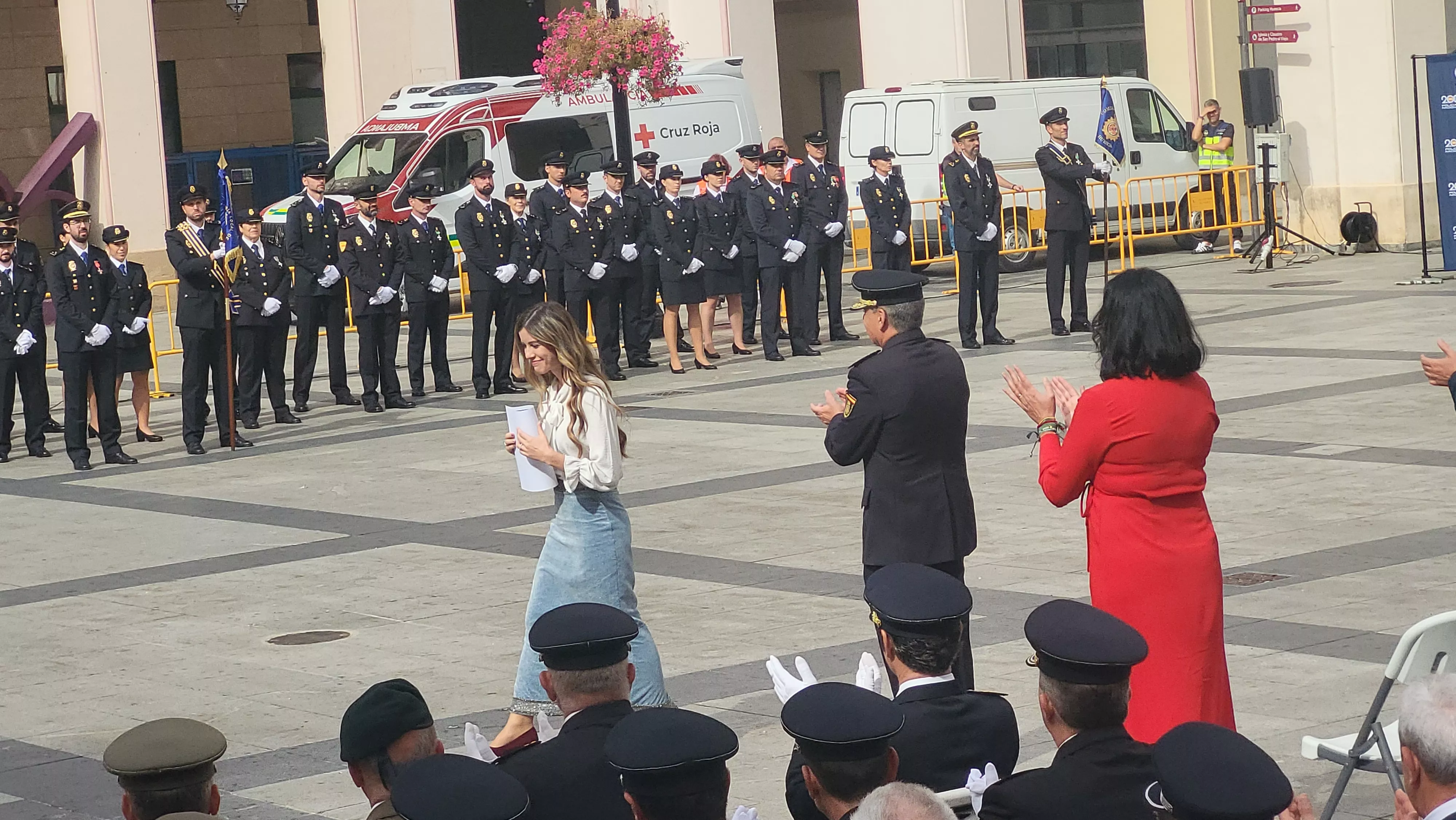Celebración del Día de la Policía Nacional en Huesca. Foto Mercedes Manterola