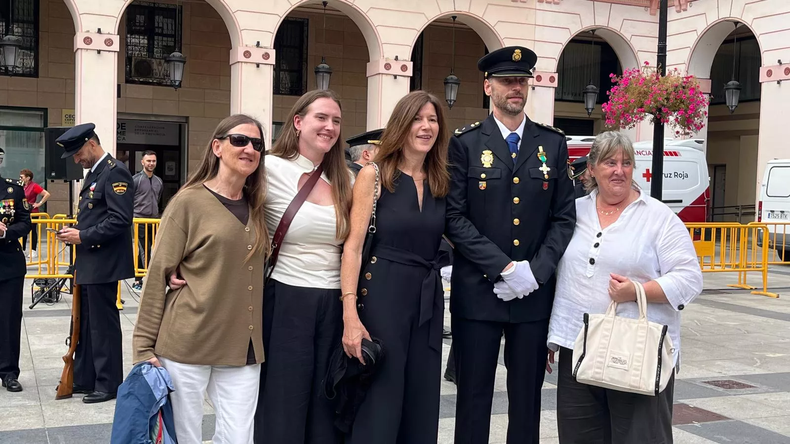 Celebración del Día de la Policía Nacional en Huesca. Foto Mercedes Manterola