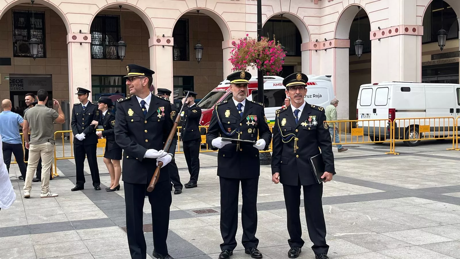 Celebración del Día de la Policía Nacional en Huesca. Foto Mercedes Manterola