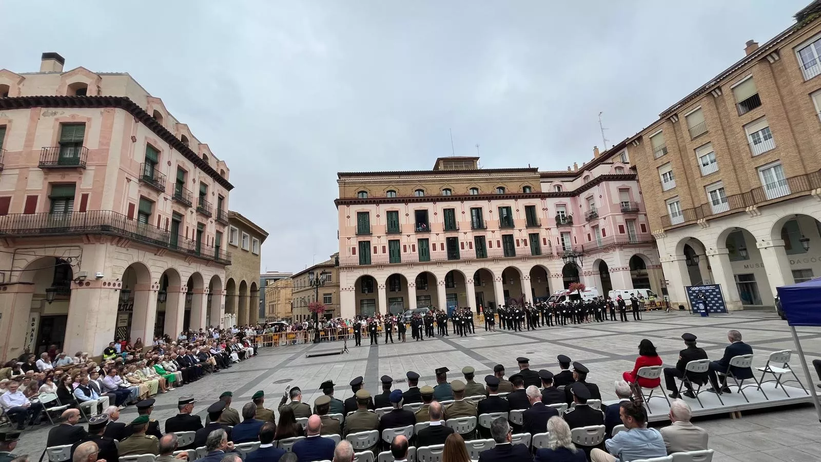 Celebración del Día de la Policía Nacional en Huesca. Foto Mercedes Manterola