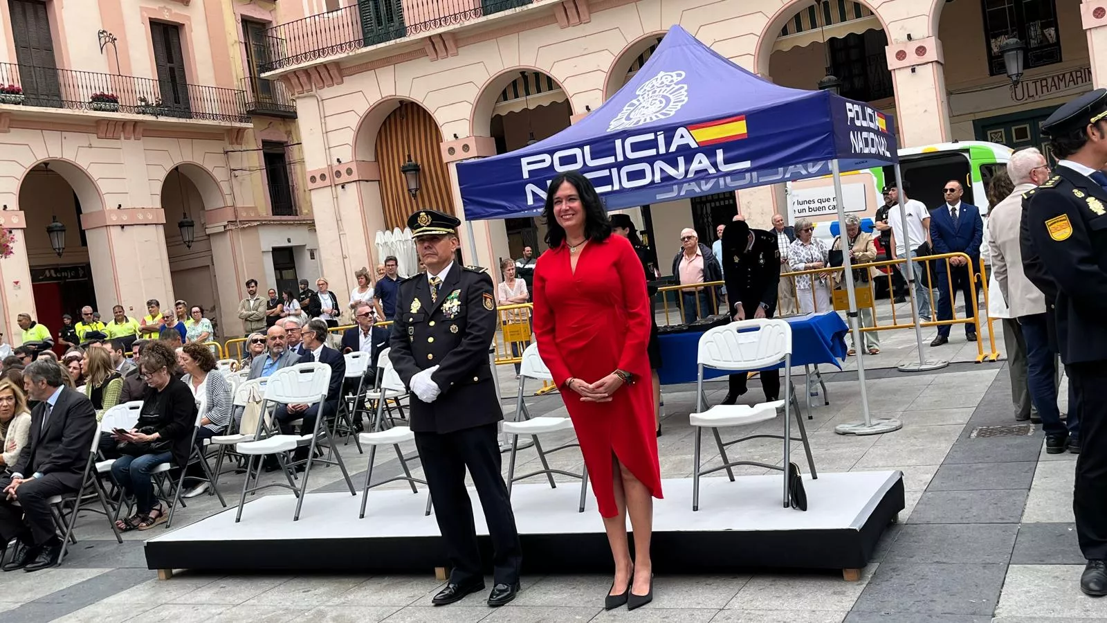 Celebración del Día de la Policía Nacional en Huesca. Foto Mercedes Manterola