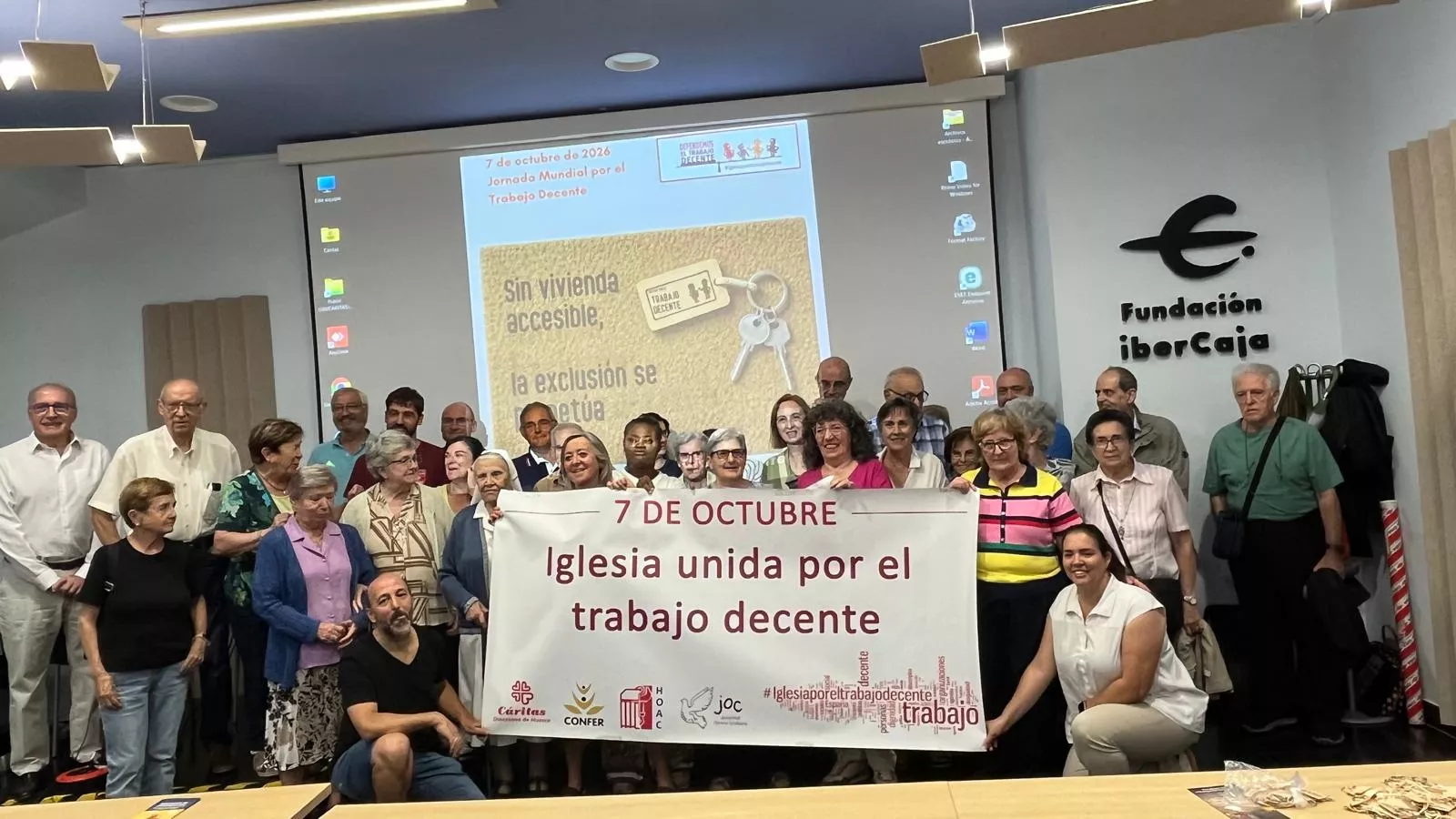 En Jornada por el Trabajo Decente se reclama vivienda accesible para evitar que la exclusión se perpetúe. Foto Mercedes Manterola