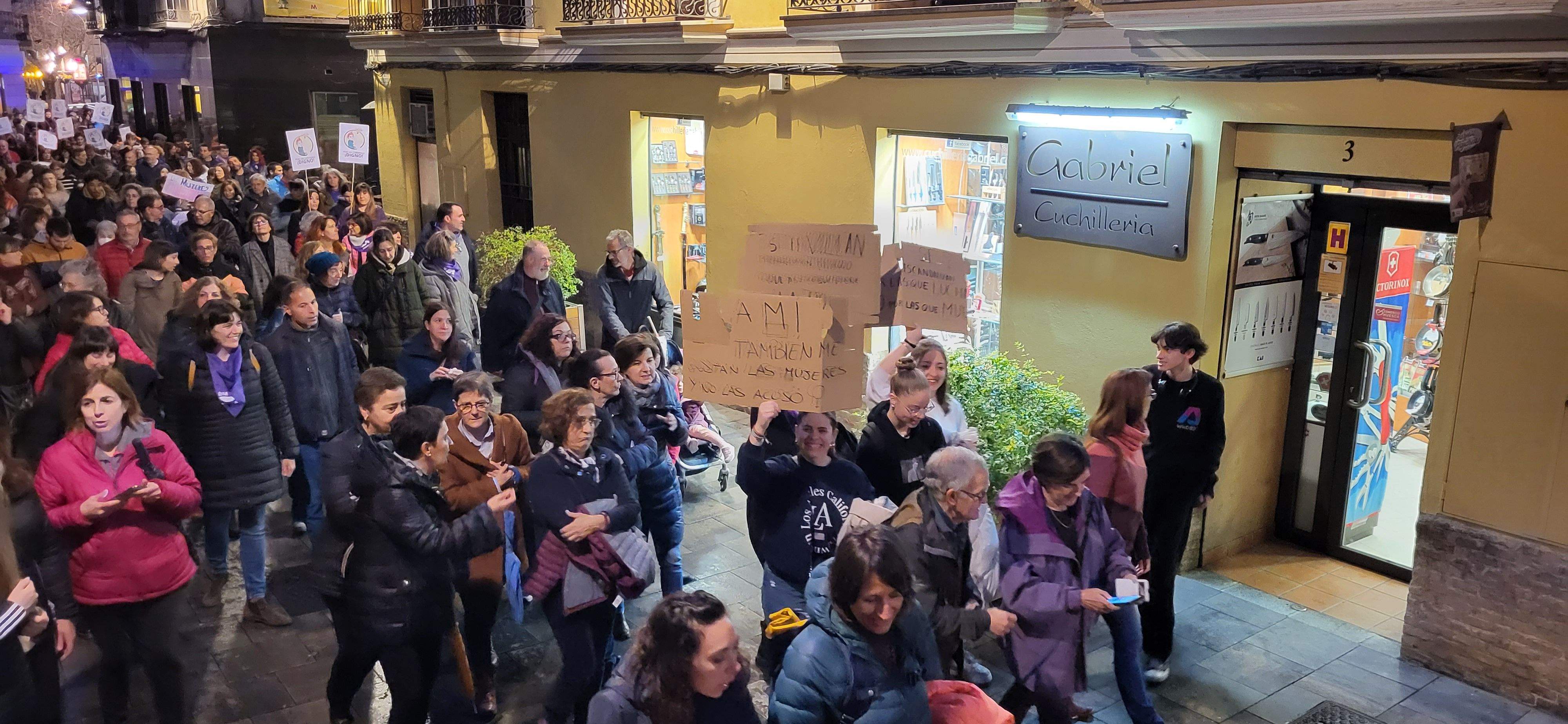Manifestación por el 8M en Huesca. Foto: Mercedes Manterola