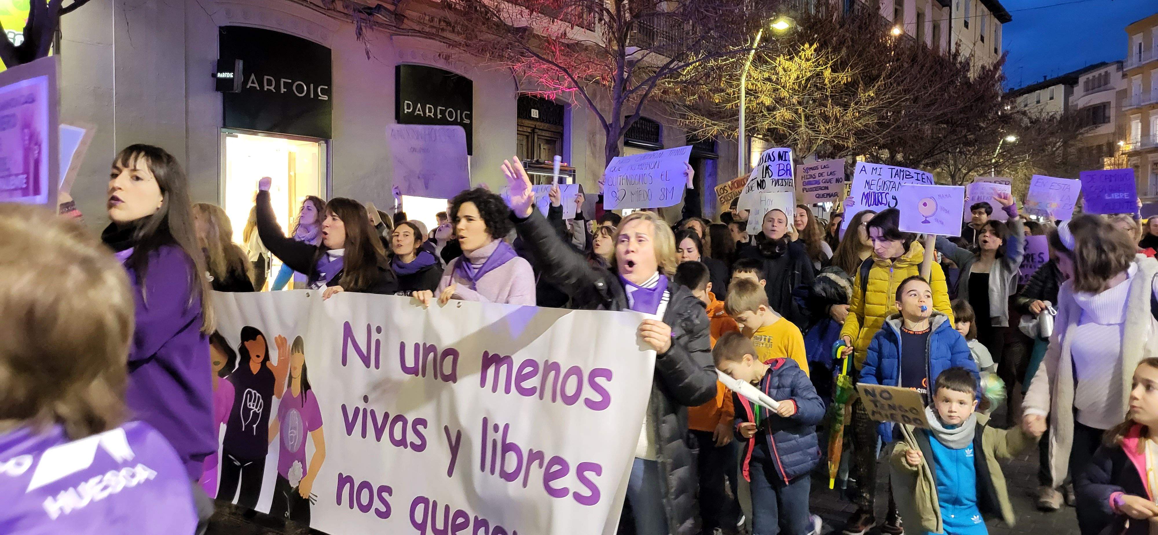 Manifestación por el 8M en Huesca. Foto: Mercedes Manterola