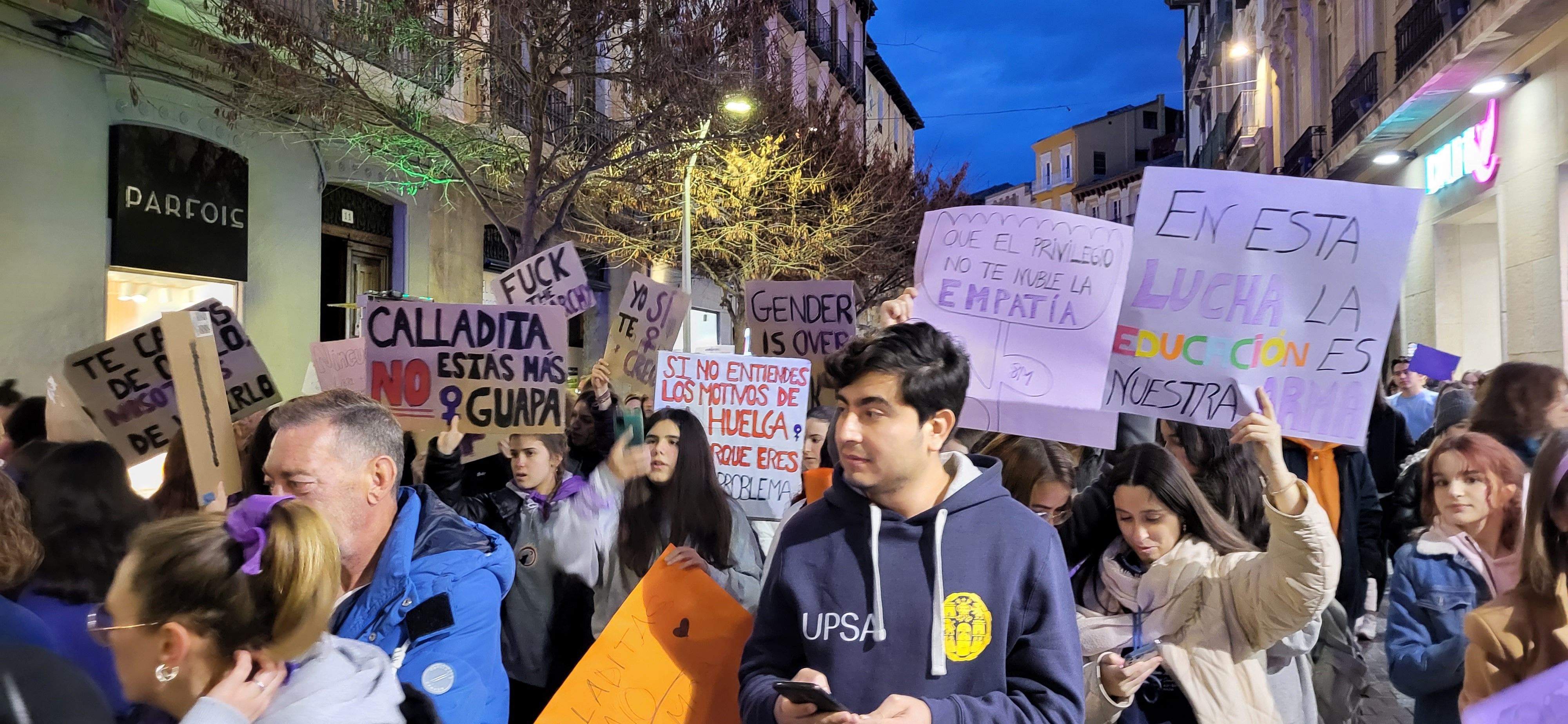 Manifestación por el 8M en Huesca. Foto: Mercedes Manterola