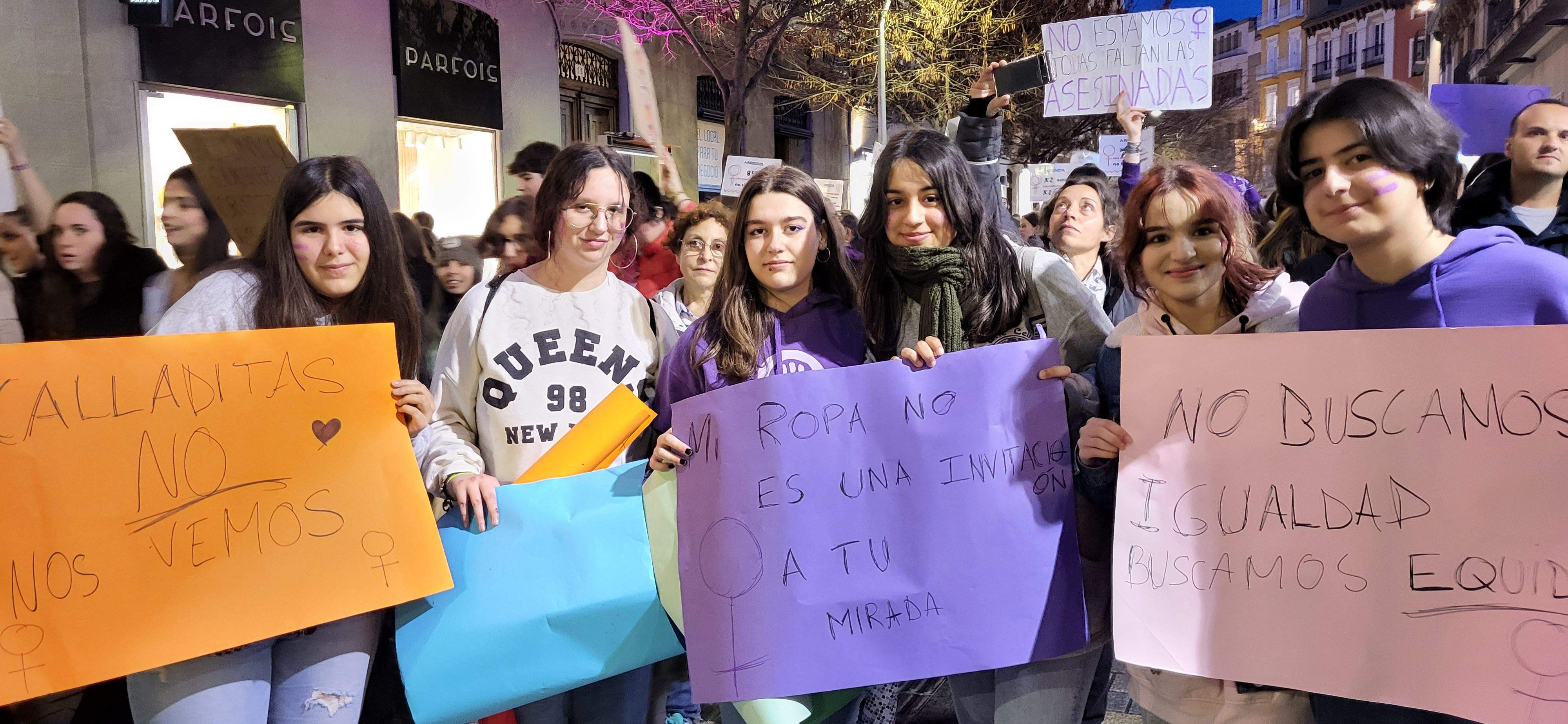 Manifestación por el 8M en Huesca. Foto: Mercedes Manterola