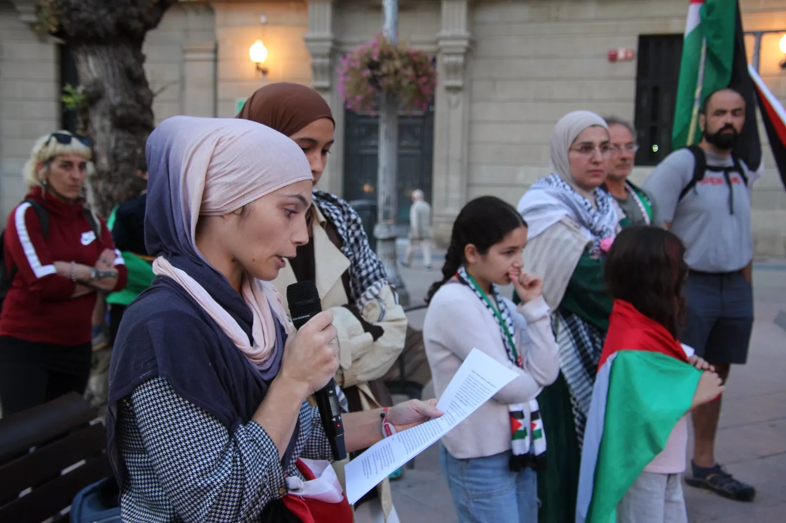 Concentración en apoyo a Palestina en Huesca. Foto: Carlos Neofato