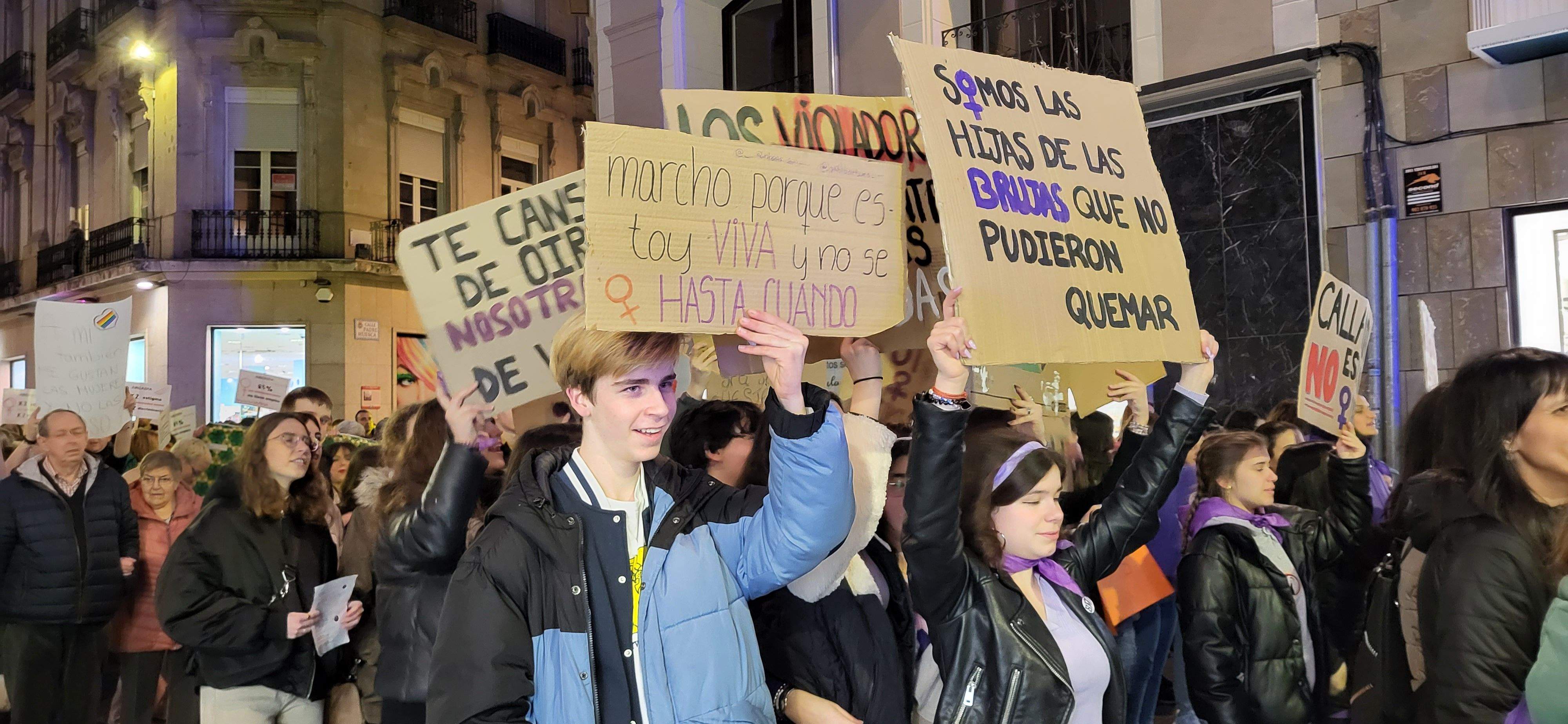 Manifestación por el 8M en Huesca. Foto: Mercedes Manterola