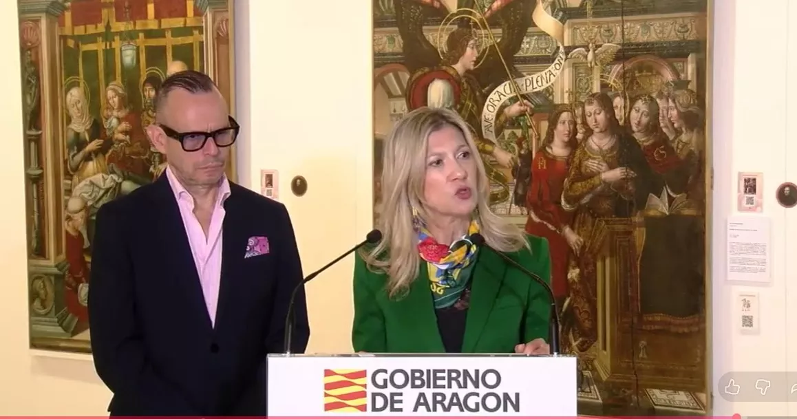 Mar Vaquero y Pedro Olloqui en su comparecencia sobre la vuelta de las pinturas de Sijena