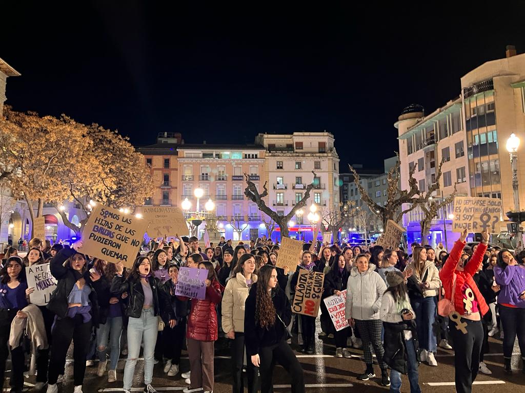 Manifestación por el 8M en Huesca. Foto: Mercedes Manterola