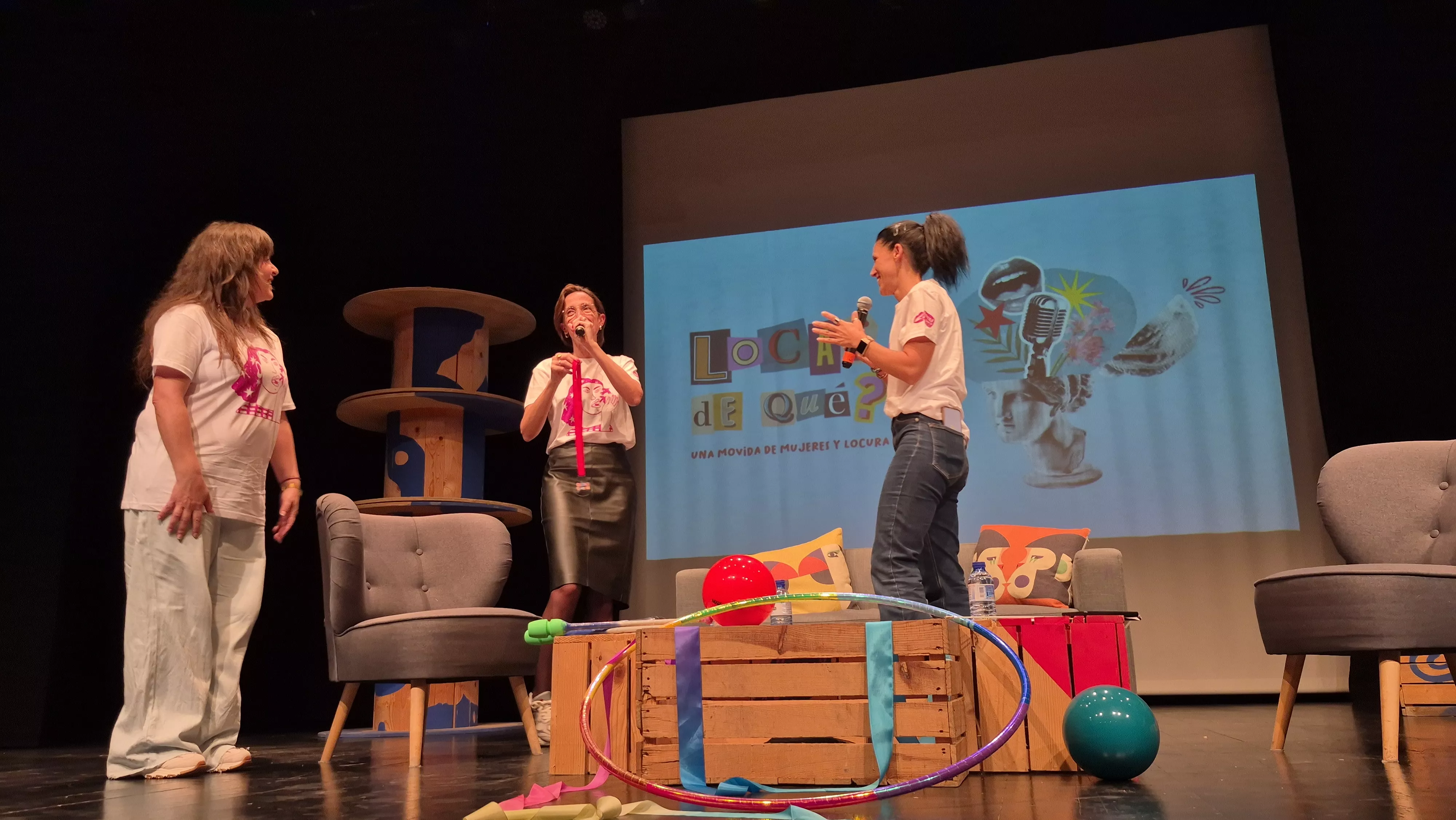 Programa en directo de "Locas de qué" con Tania Lamarca. Foto Myriam Martínez